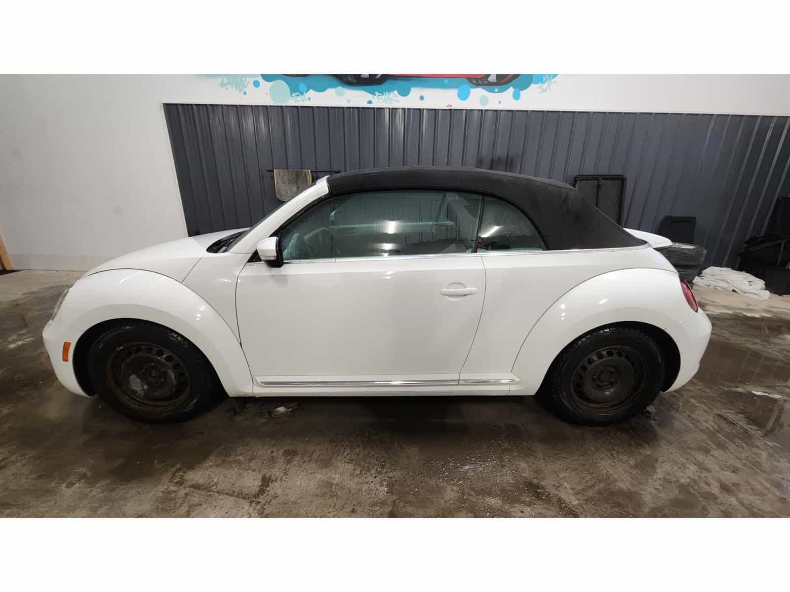 Image 8 Volkswagen Beetle Trendline 2018