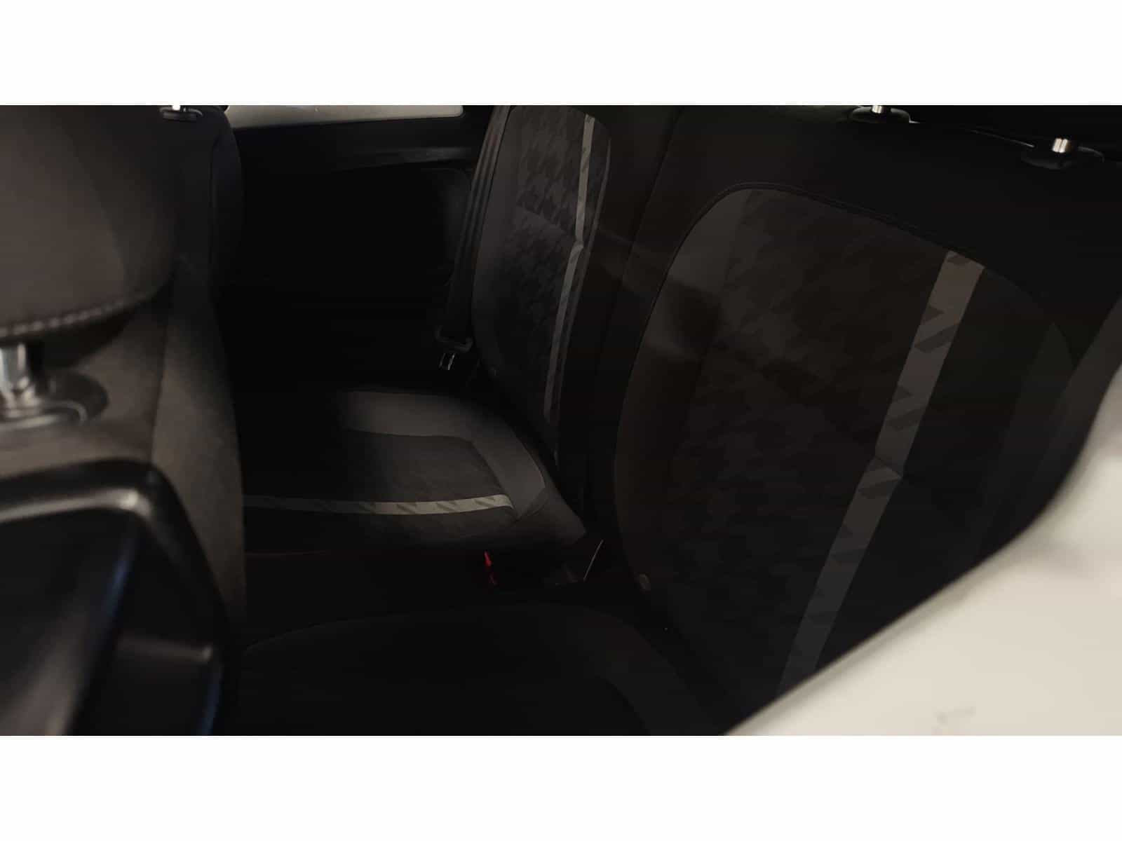 Image 13 Volkswagen Beetle Trendline 2018