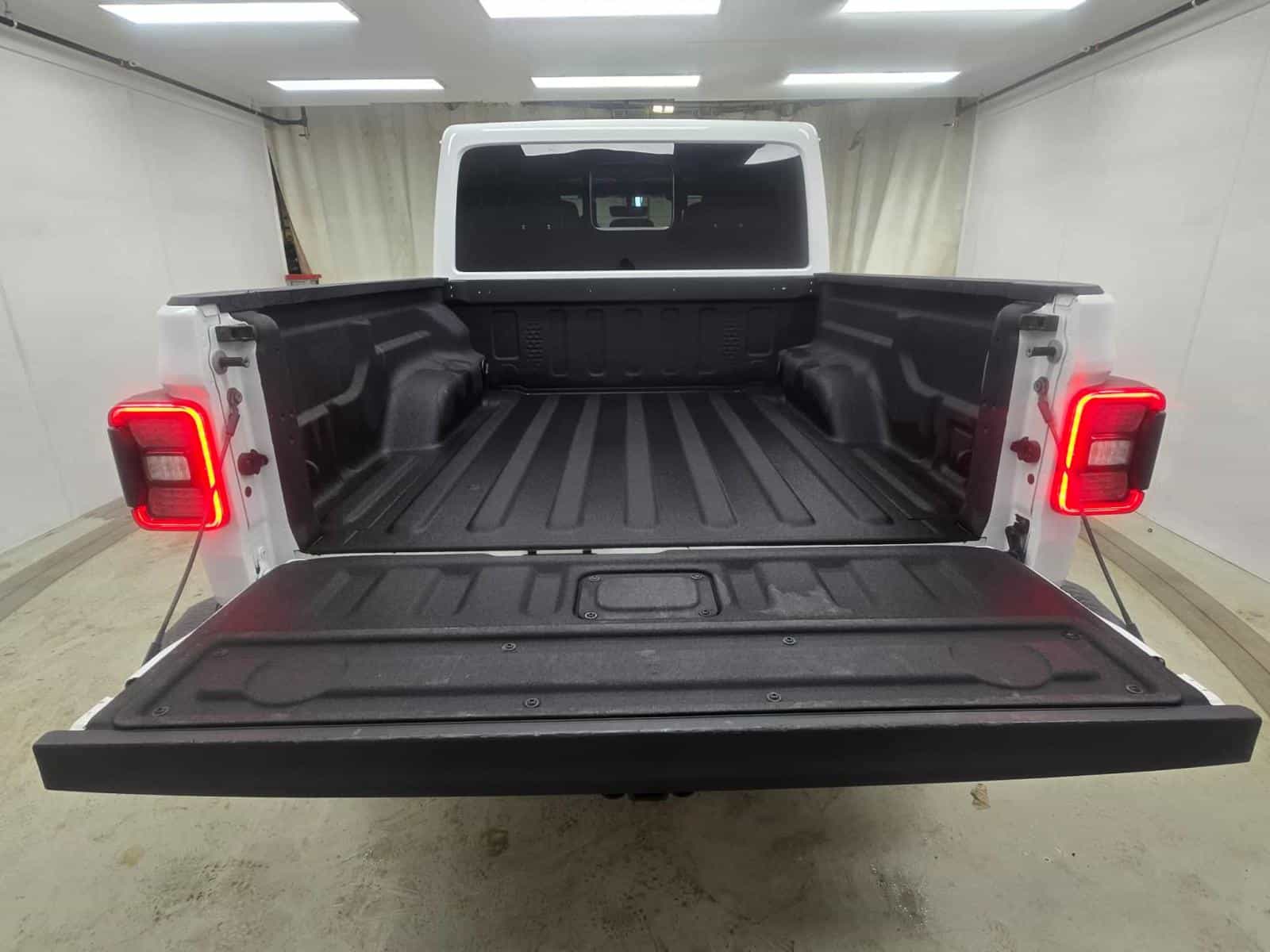 Image 8 Jeep Gladiateur Mojave Mojave 2022