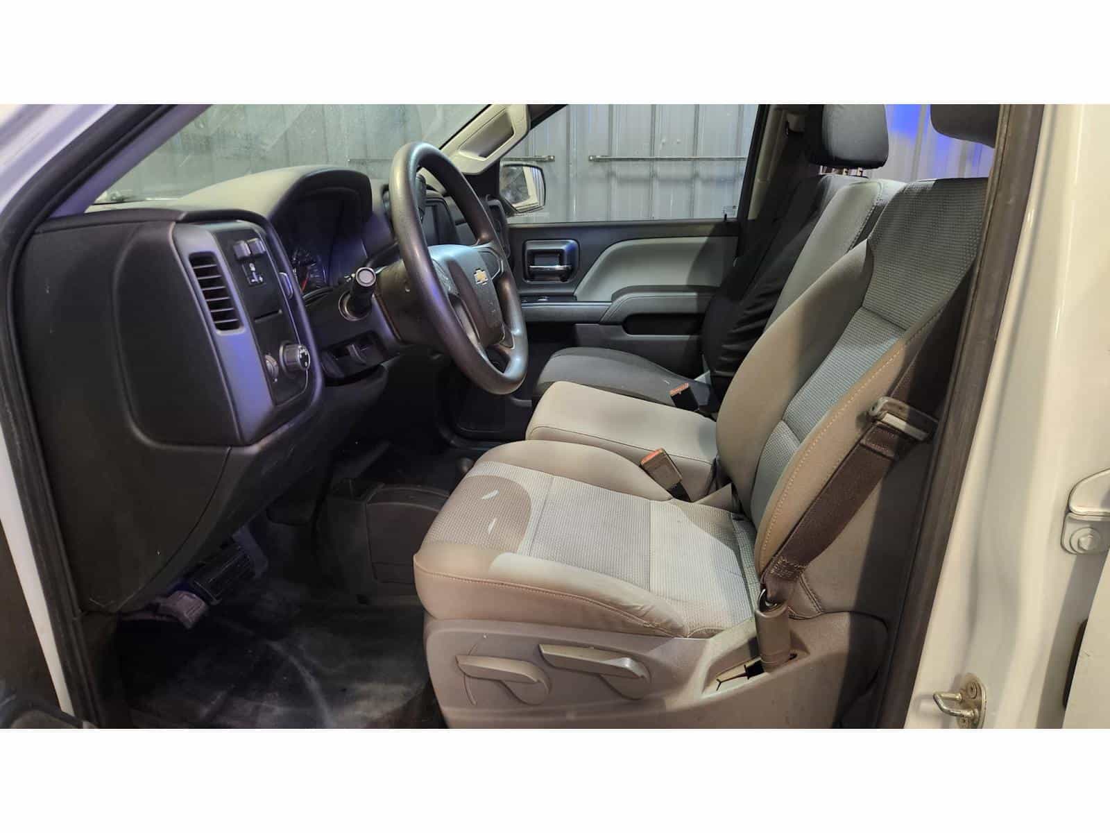 Image 8 Chevrolet Silverado K1500 Custom Custom 2017