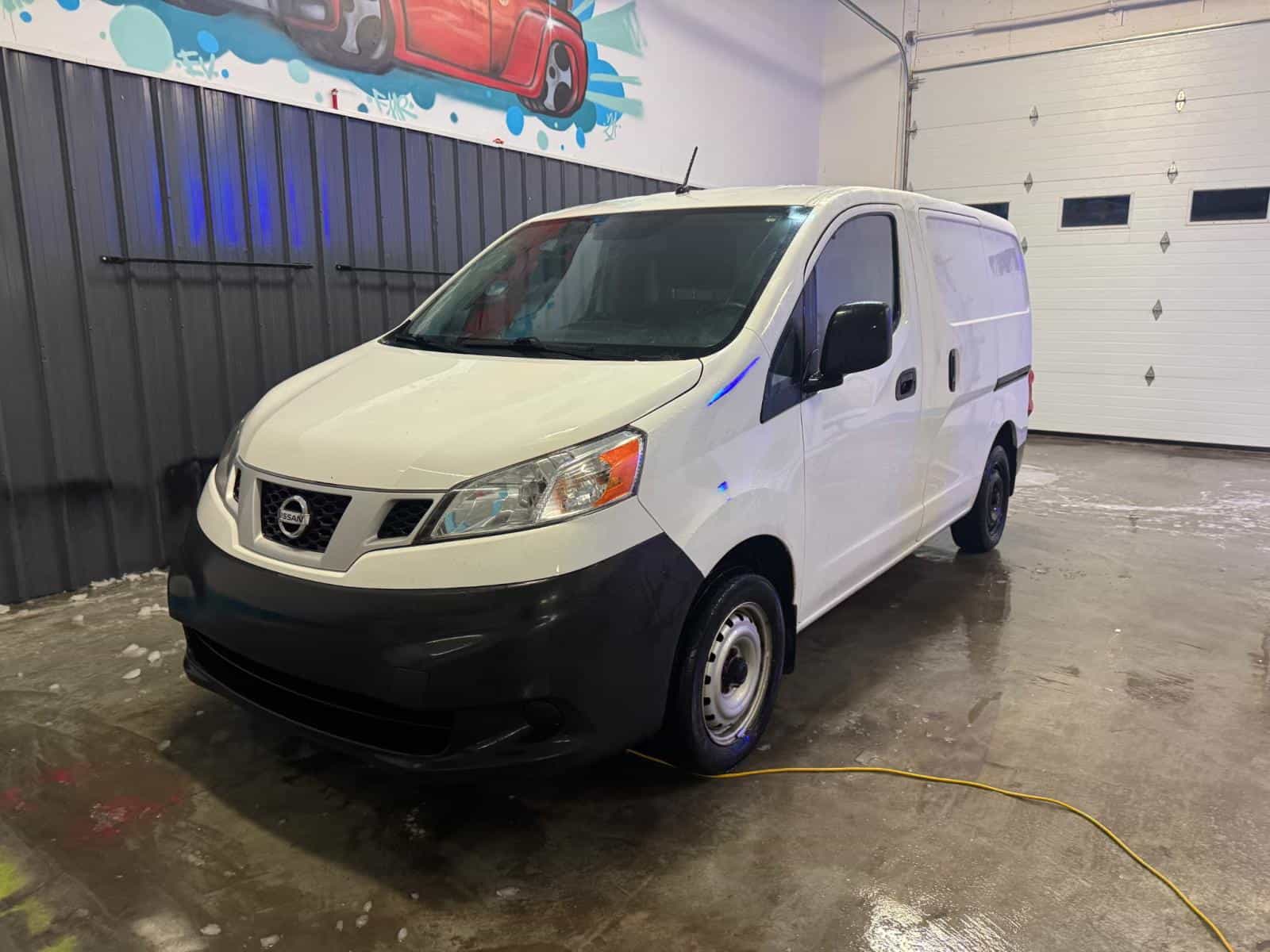 2019 Nissan NV SV - Image 1