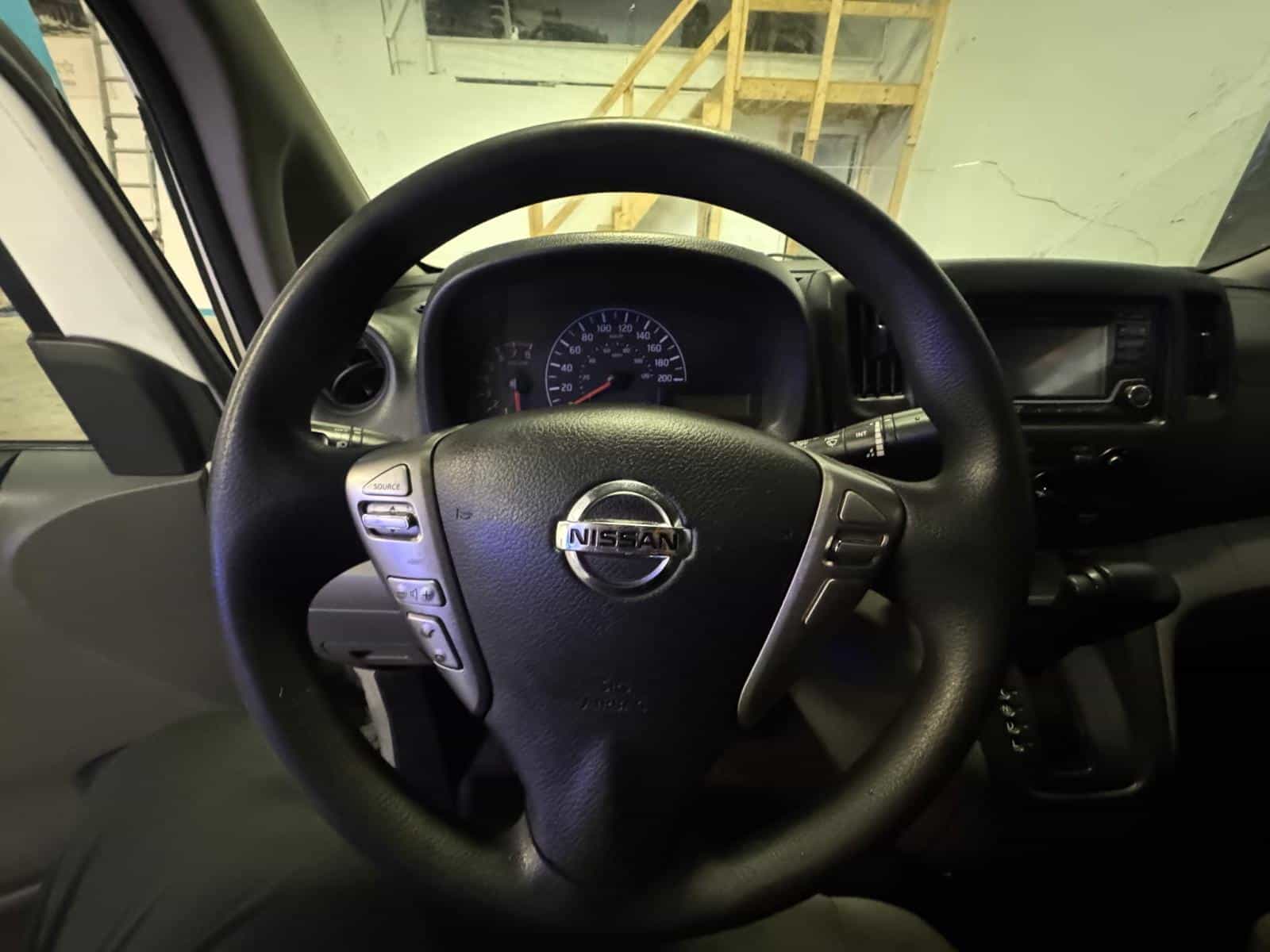 Image 13 Nissan NV SV 2019