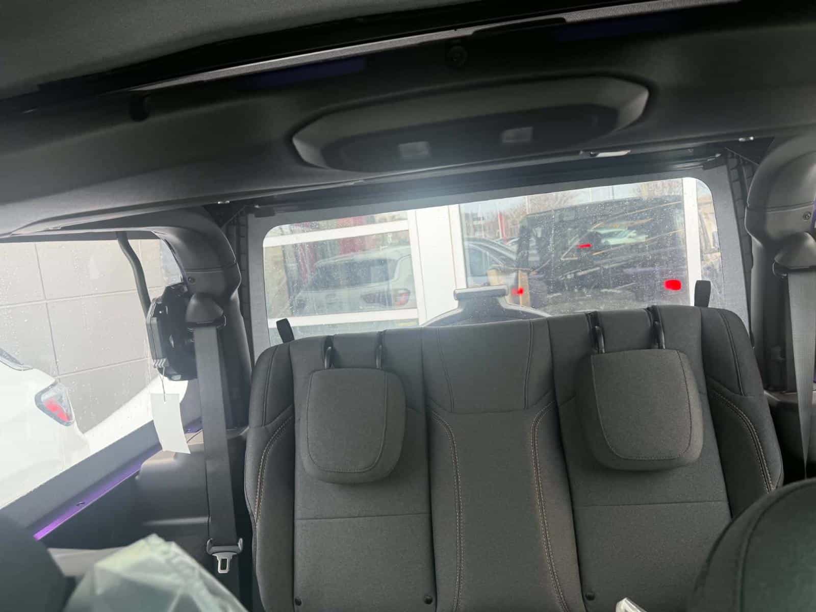 Image 6 Jeep Wrangler Sport 2026