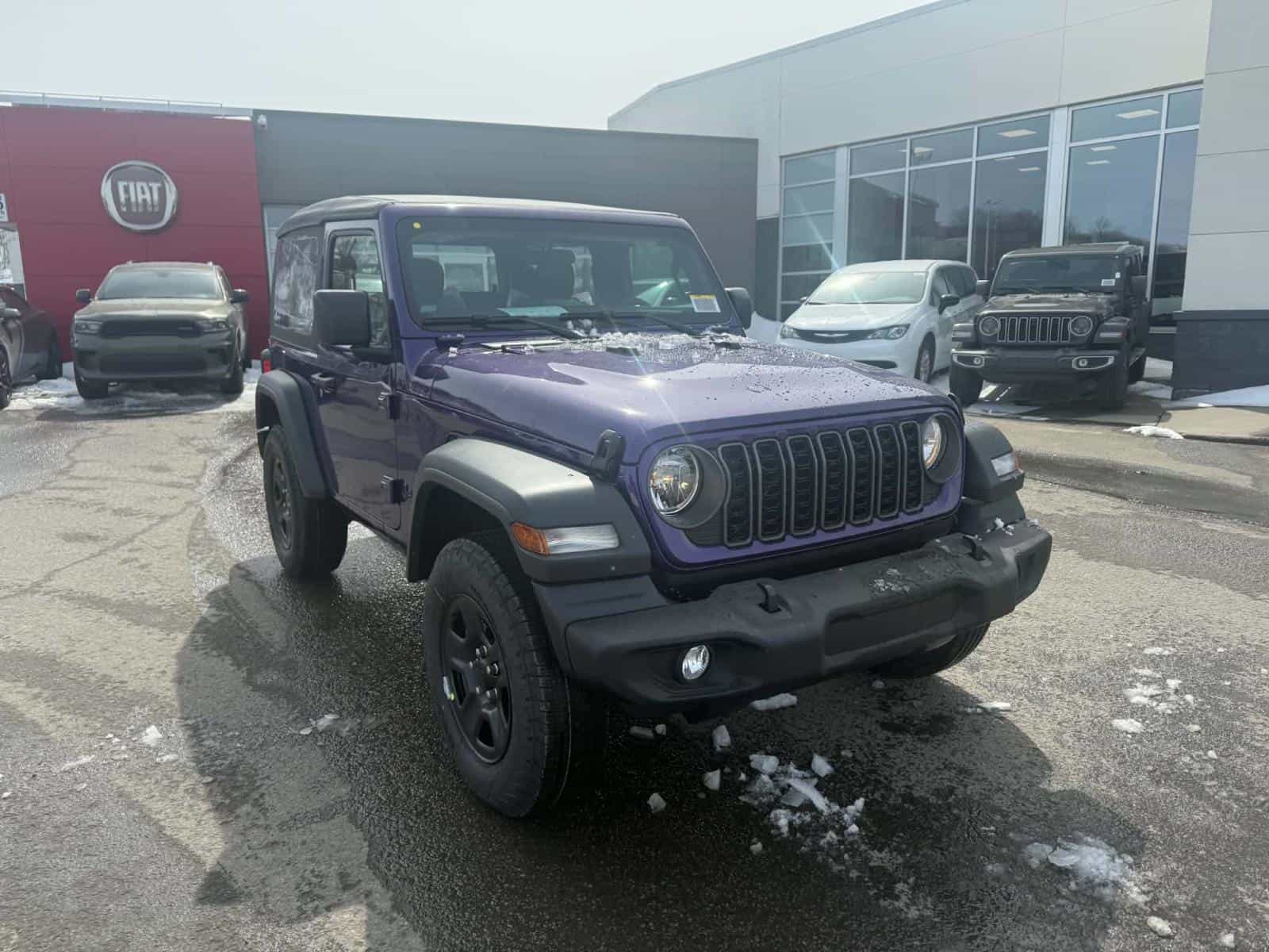 Image 9 Jeep Wrangler Sport 2026