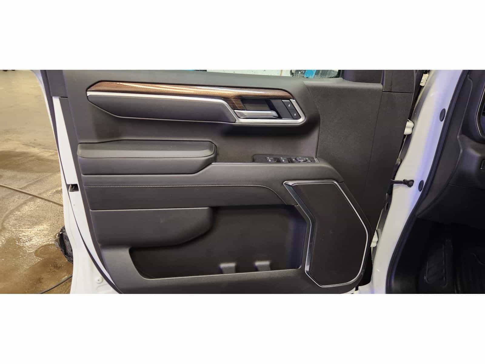 Image 8 Chevrolet SILVERADO K1500 LT LT 2025