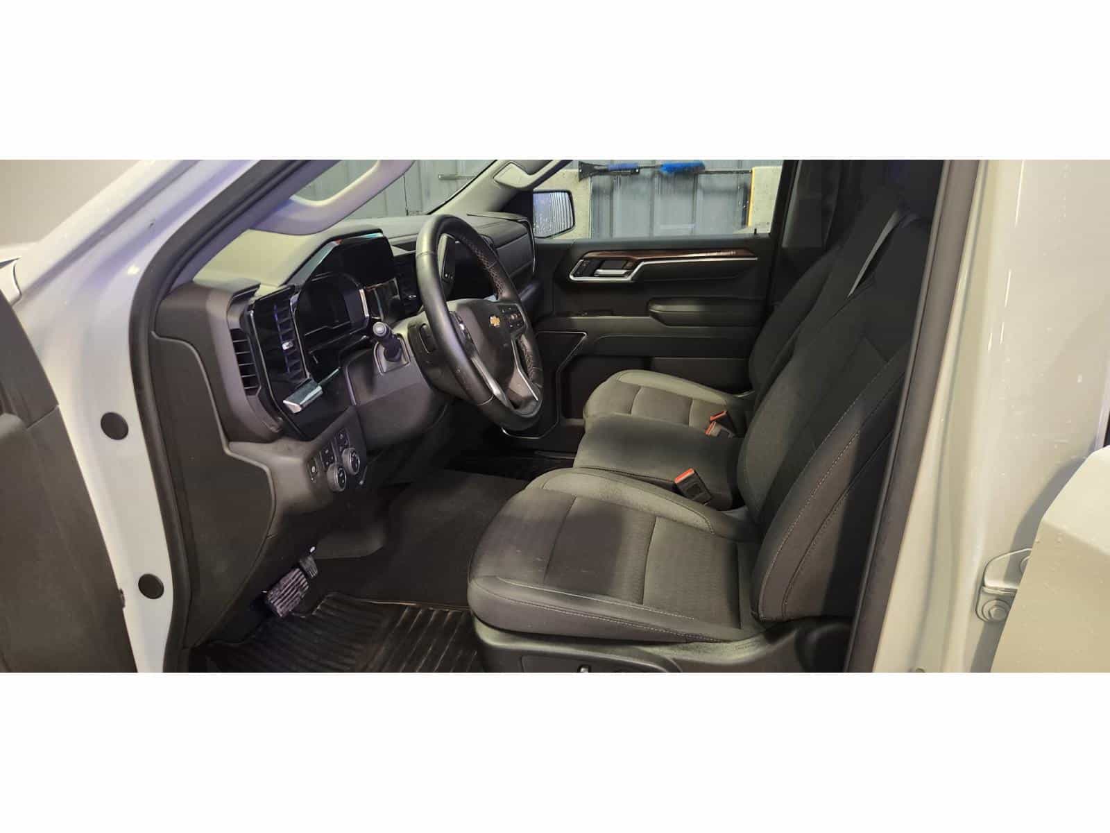 Image 10 Chevrolet SILVERADO K1500 LT LT 2025