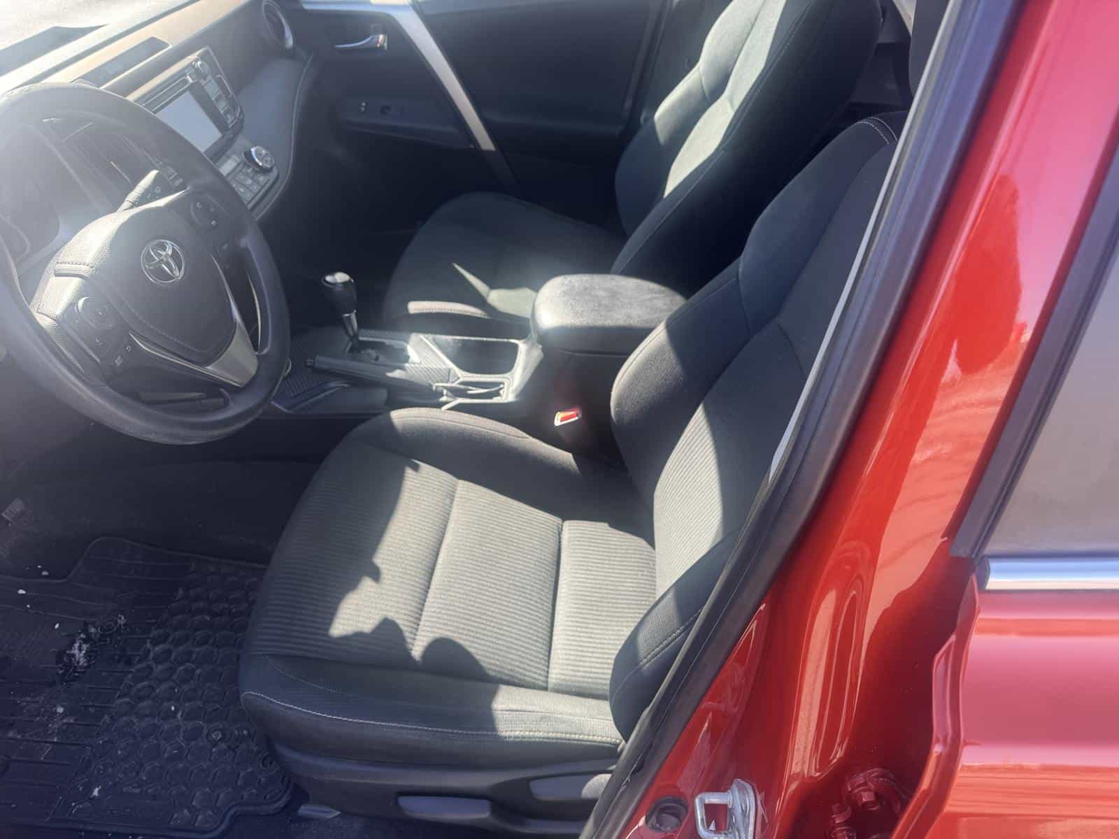 Image 7 Toyota Rav4 XLE 2015