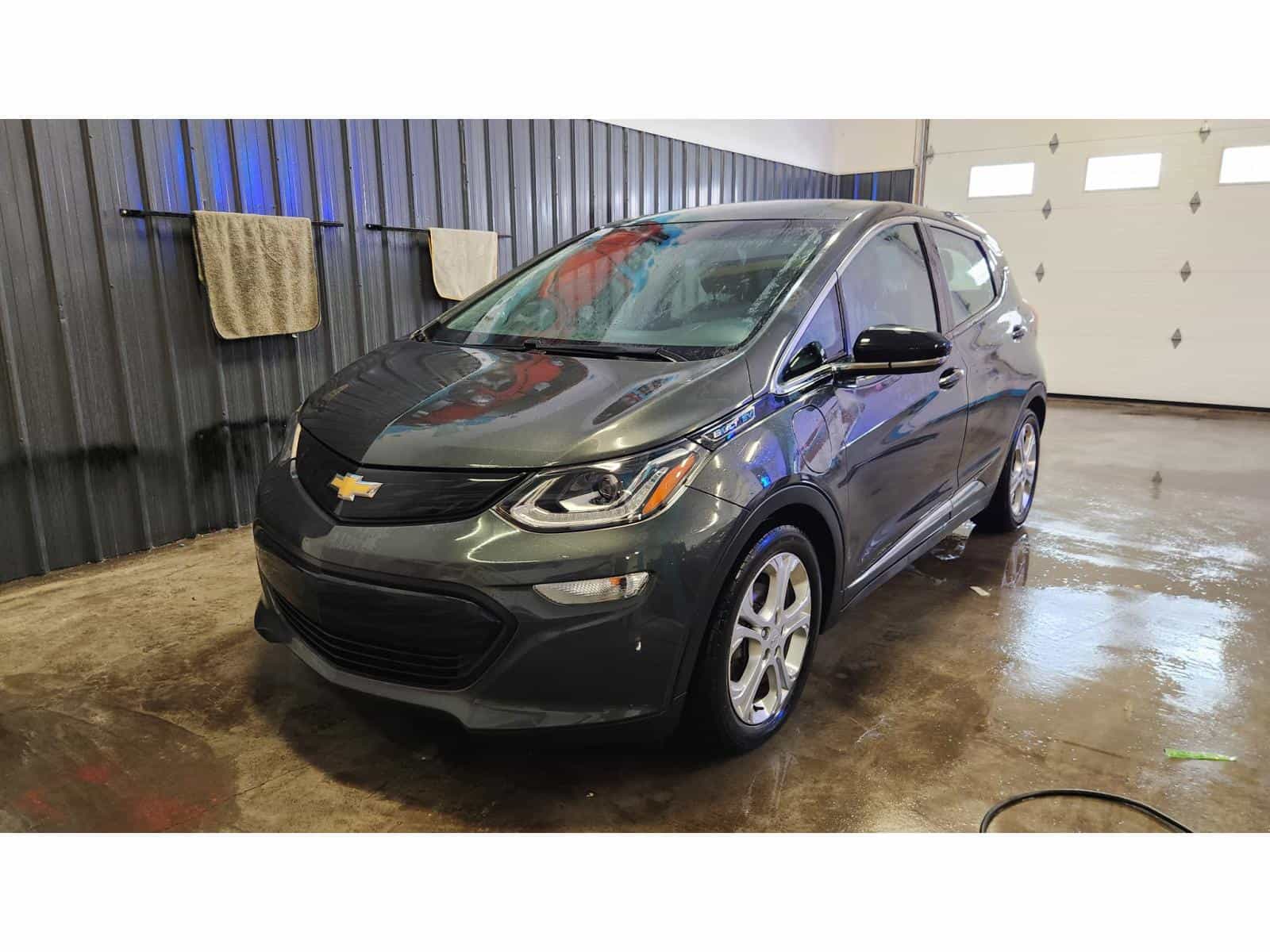 Image 1 Chevrolet BOLT EV LT LT 2017