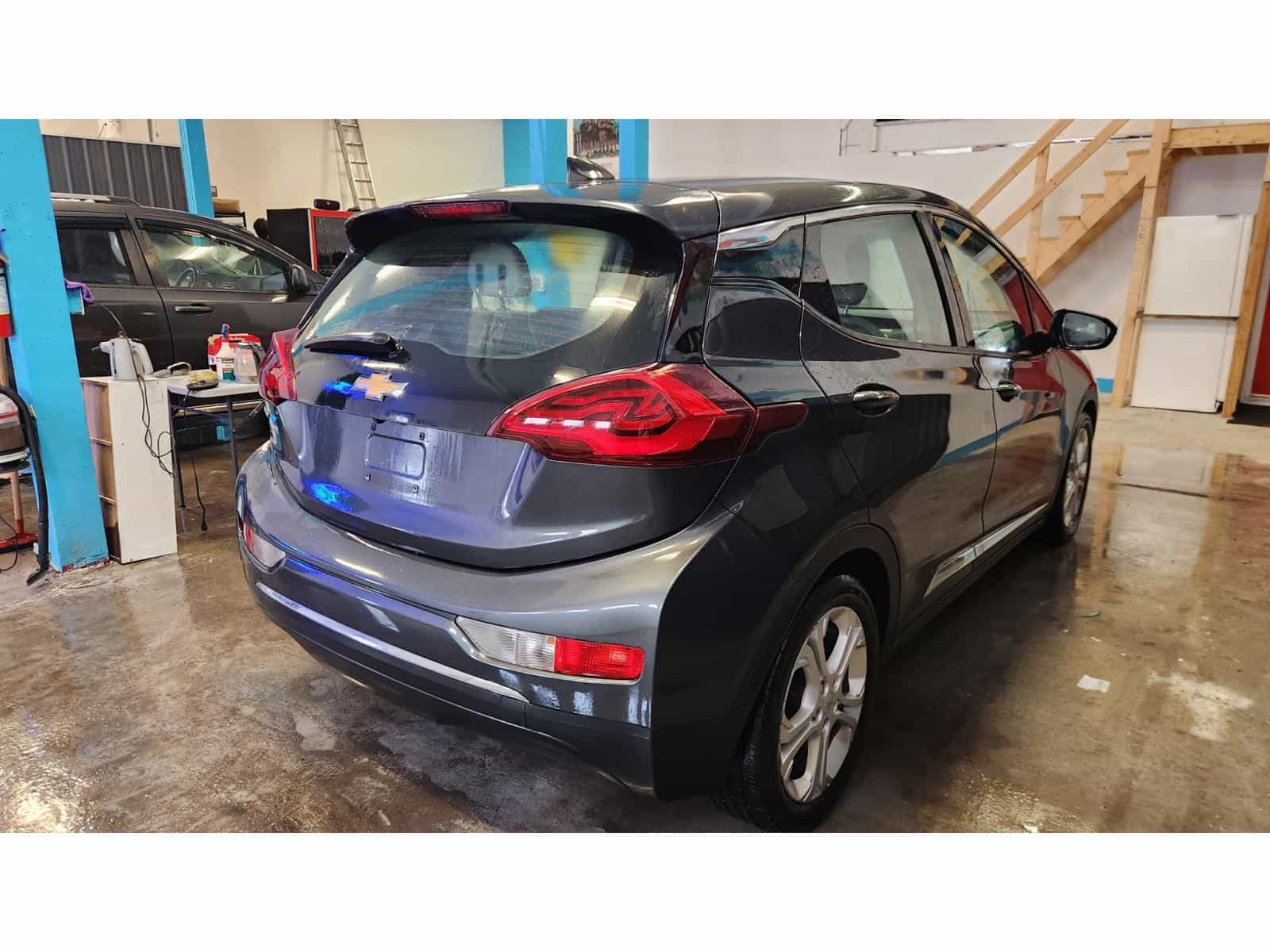 Image 4 Chevrolet BOLT EV LT LT 2017