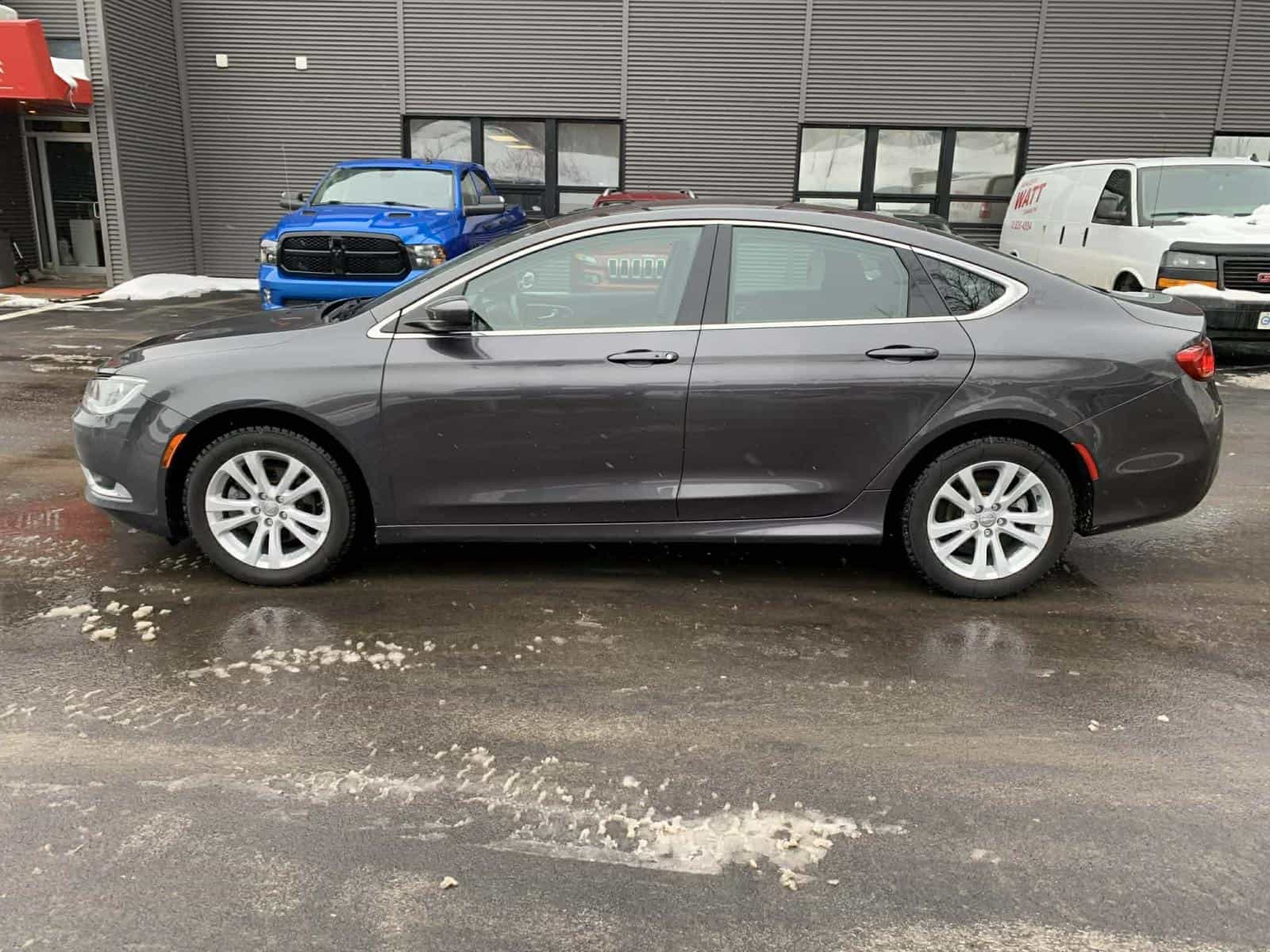Image 7 Chrysler 200 Limited 2016