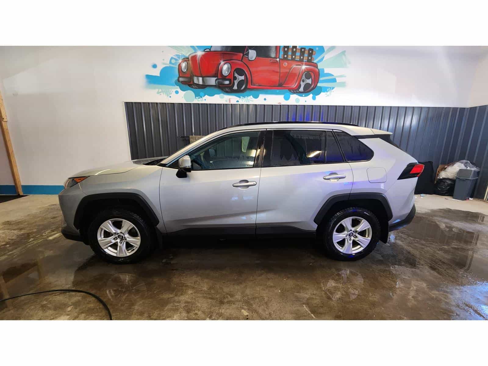 Image 7 Toyota RAV4 LE LE 2019