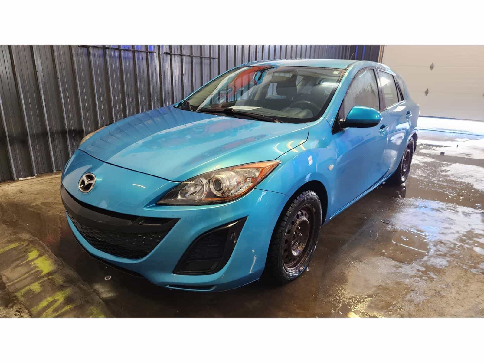 2010 Mazda MAZDA3I 3 - Image 1