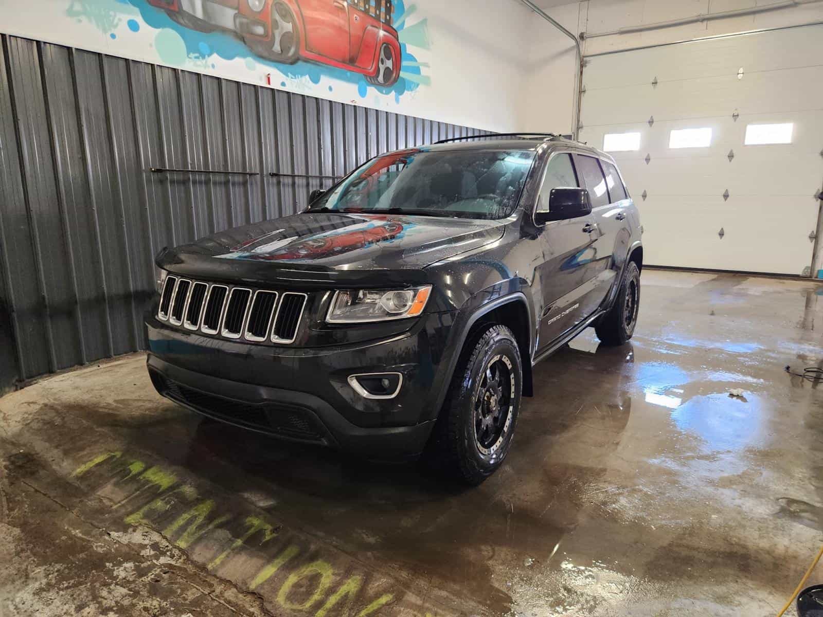 2015 Jeep Grand Cherokee Laredo - Image 1