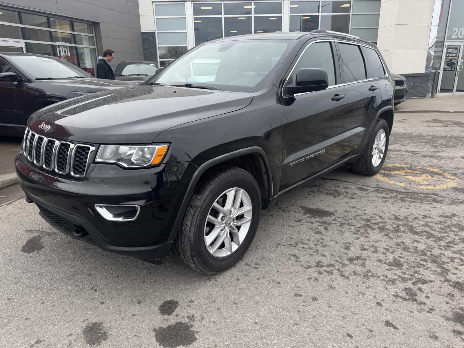 2017 Jeep Grand Cherokee Laredo - Image 1