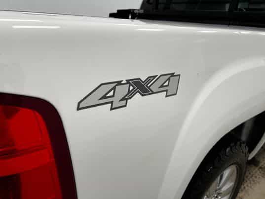 2011 GMC Sierra Hybrid - Image 10