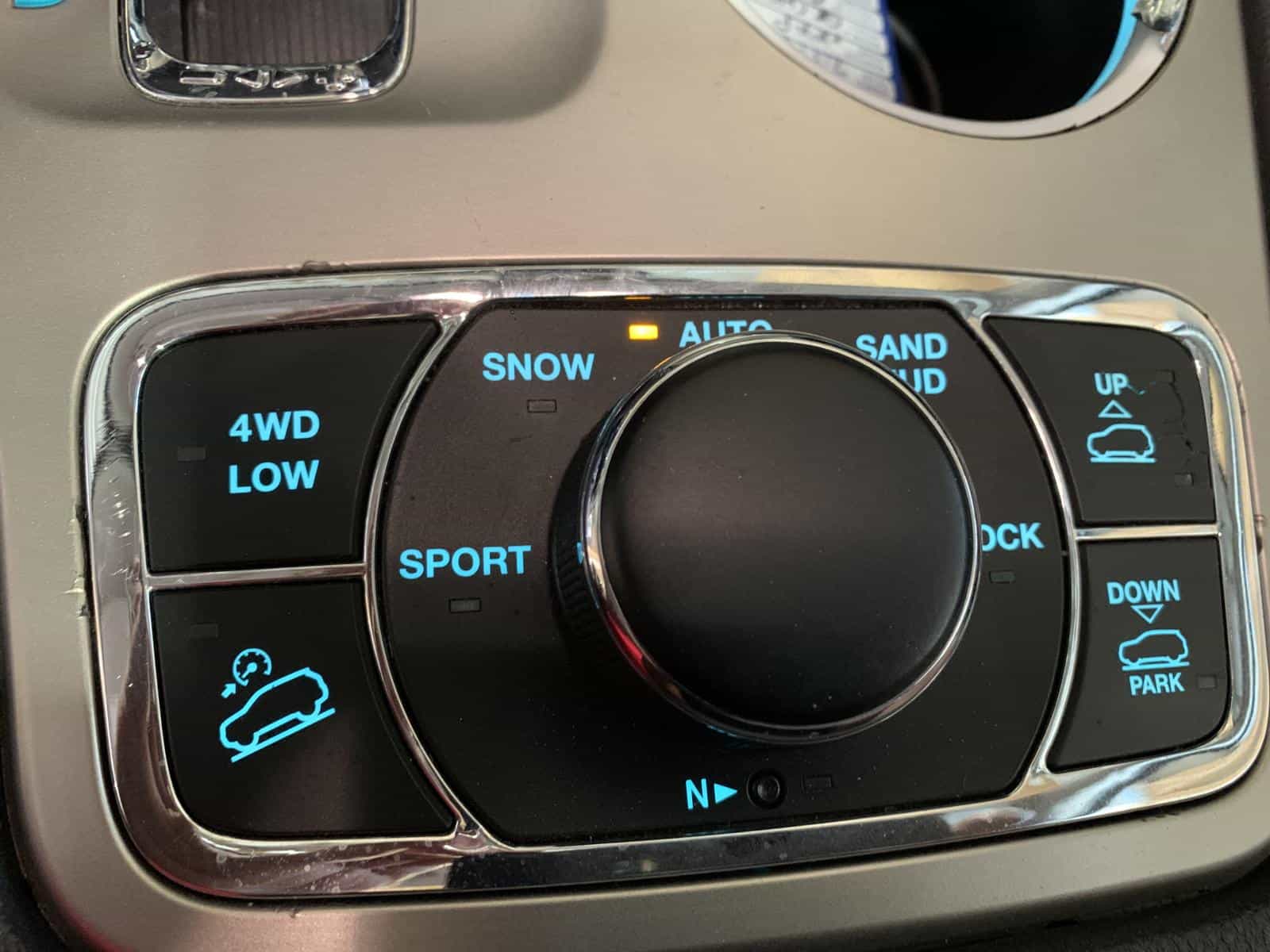 2011 Jeep Grand Cherokee Overland Overland - Image 17