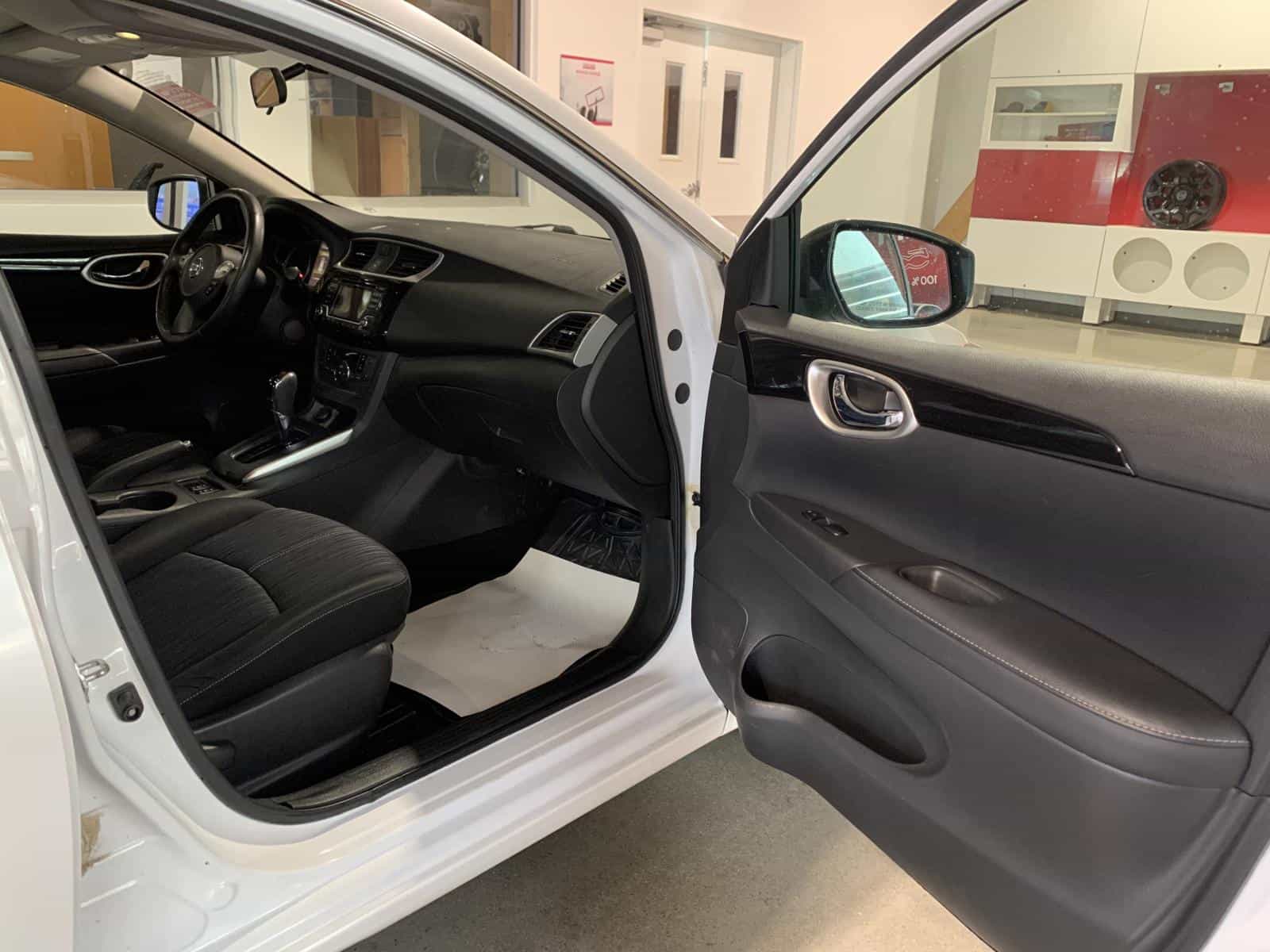 2018 Nissan SENTRA S/SV/SR/SL SV - Image 5