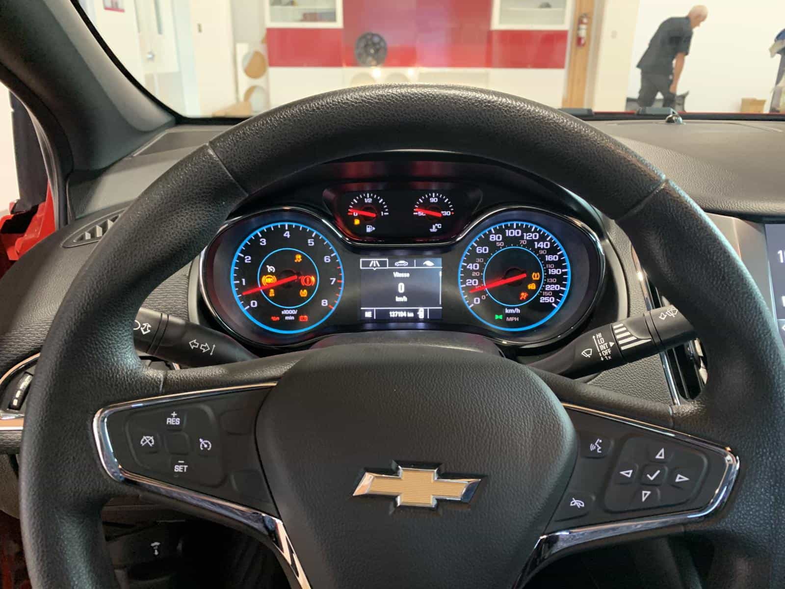 2018 Chevrolet CRUZE LT LT - Image 14
