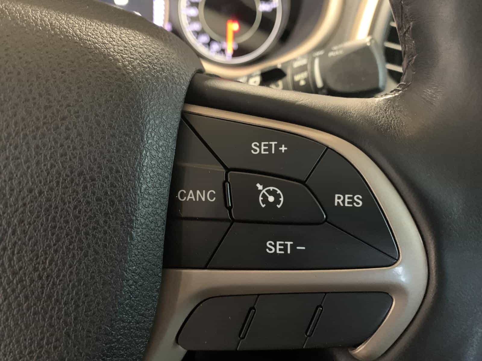 2016 Jeep Cherokee S Sport - Image 16