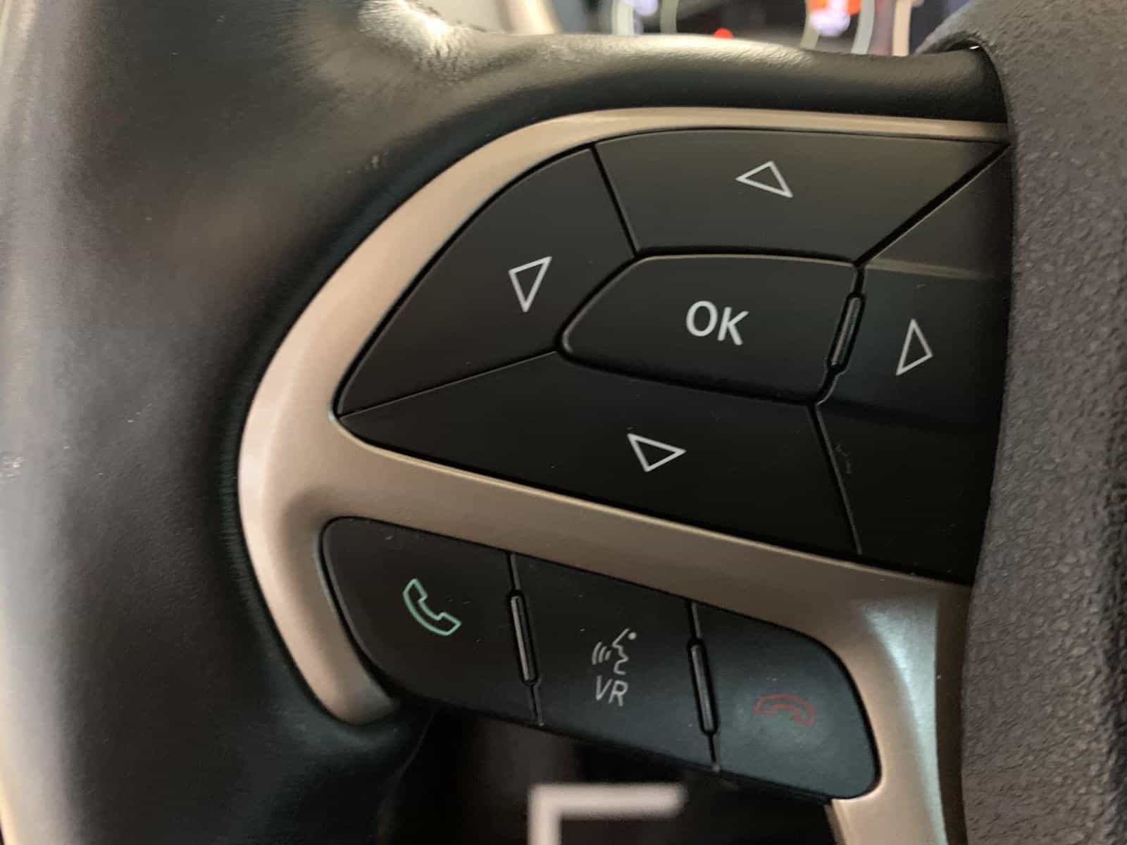 2016 Jeep Cherokee S Sport - Image 18