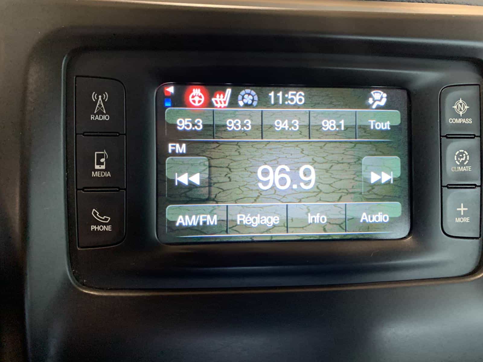 2016 Jeep Cherokee S Sport - Image 26