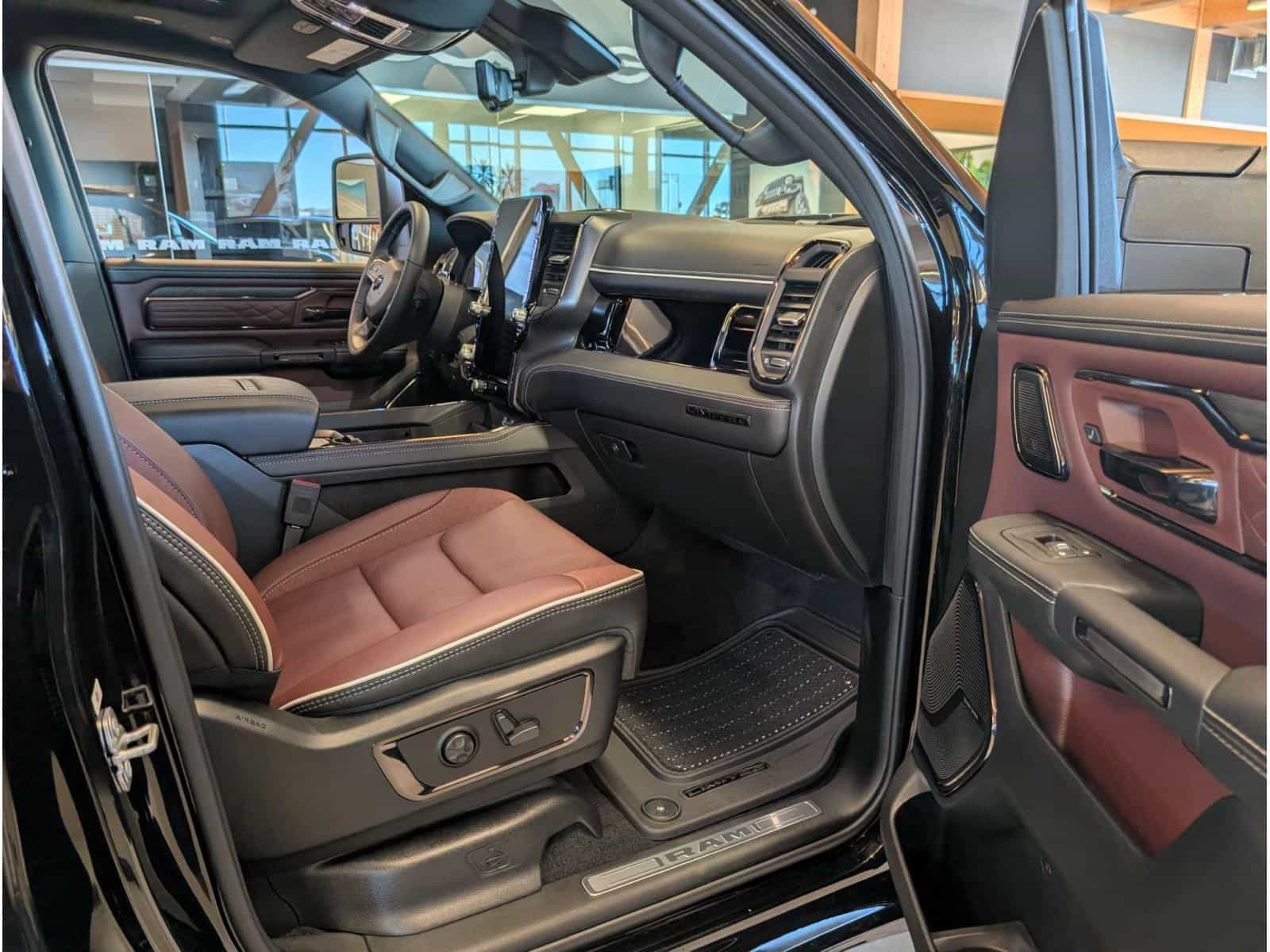 Image 11 RAM 1500 Limited 2026