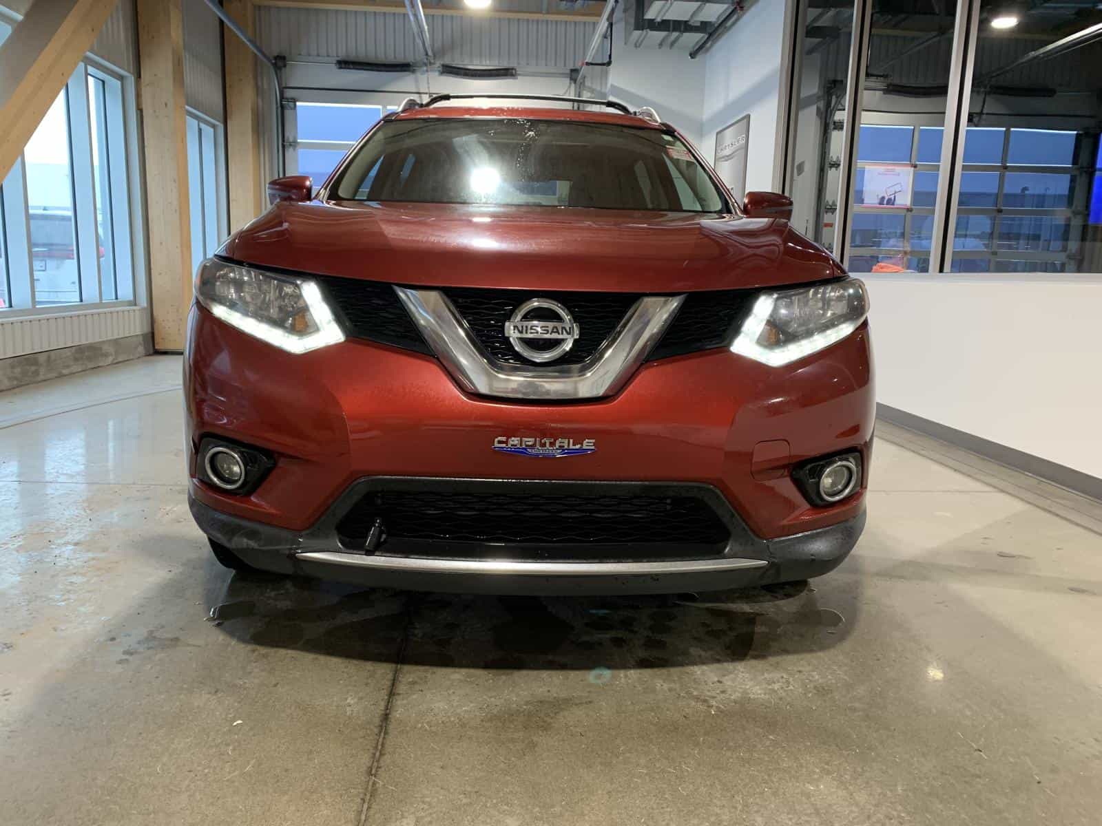 2016 Nissan Rogue SV - Image 5