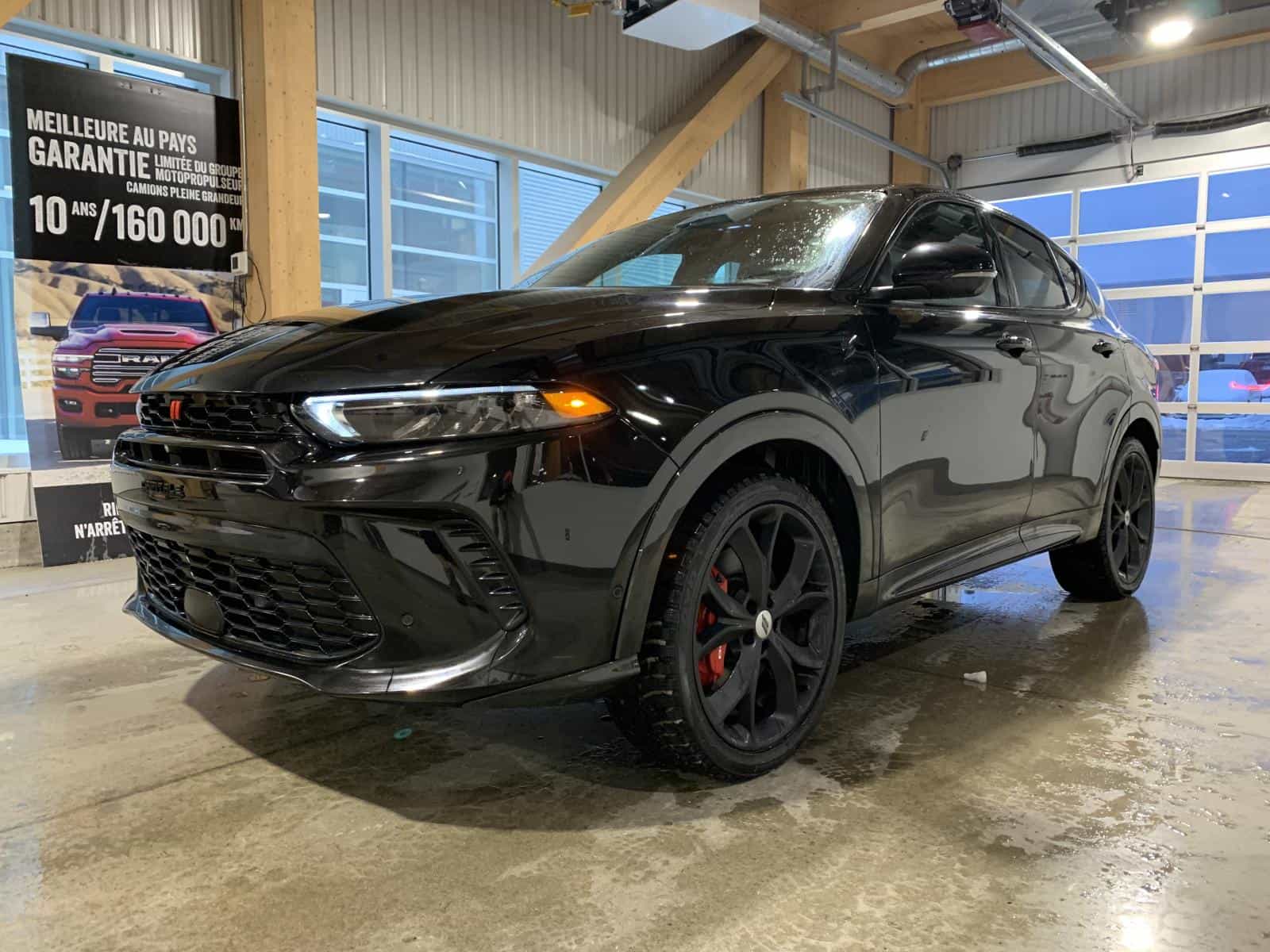 2024 Dodge Hornet R/T PHEV - Image 1