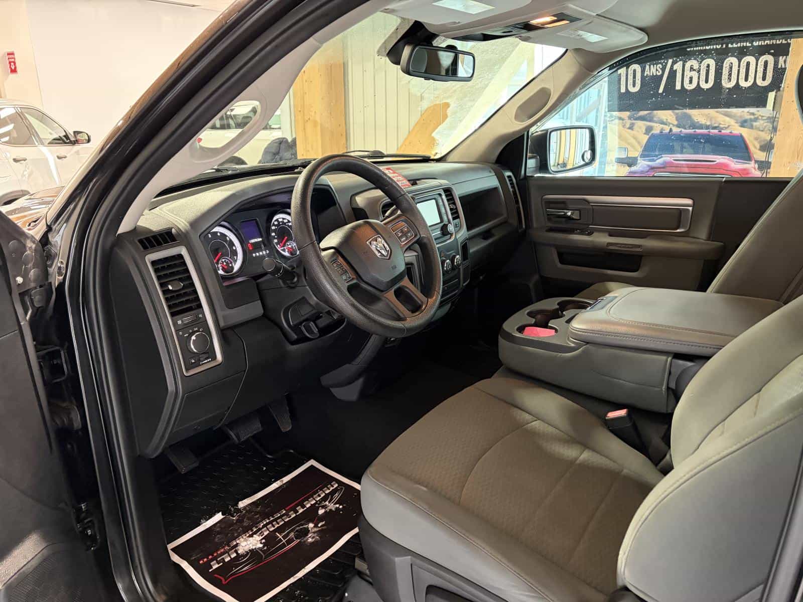 2015 RAM 1500 ST ST - Image 9