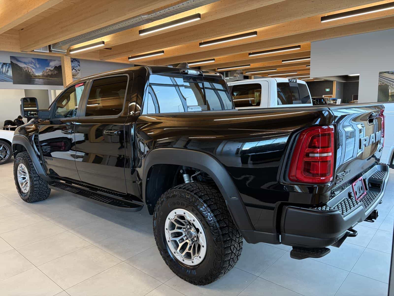 2025 RAM 1500 RHO - Image 5