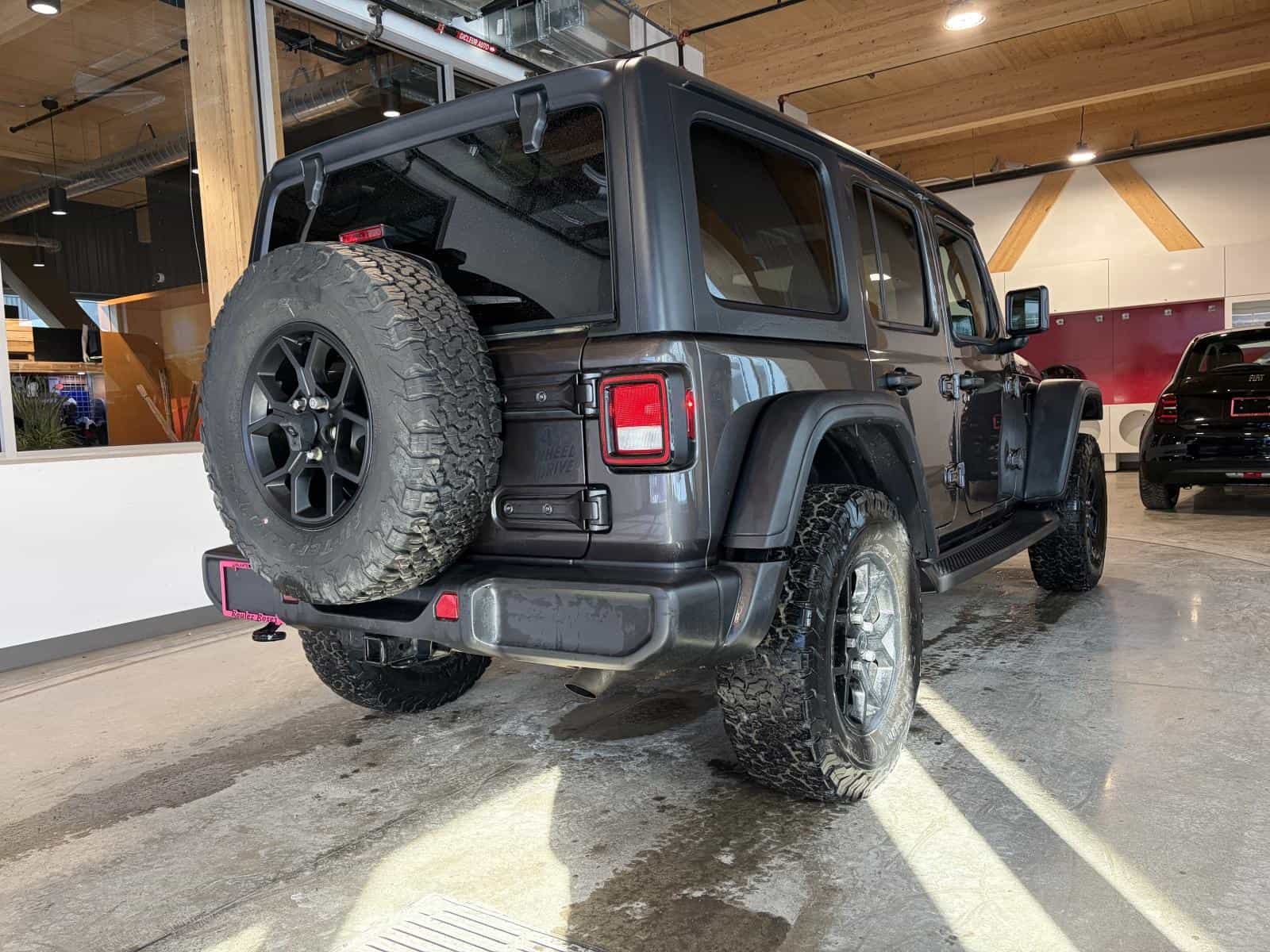 2024 Jeep Wrangler Willys - Image 6