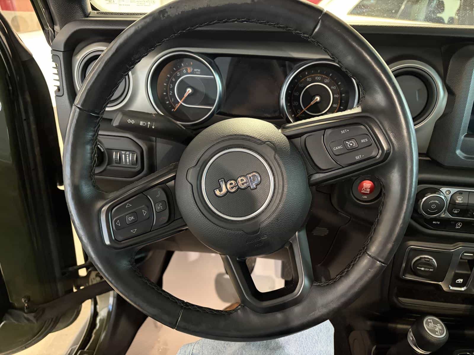 2021 Jeep Wrangler Sport - Image 15