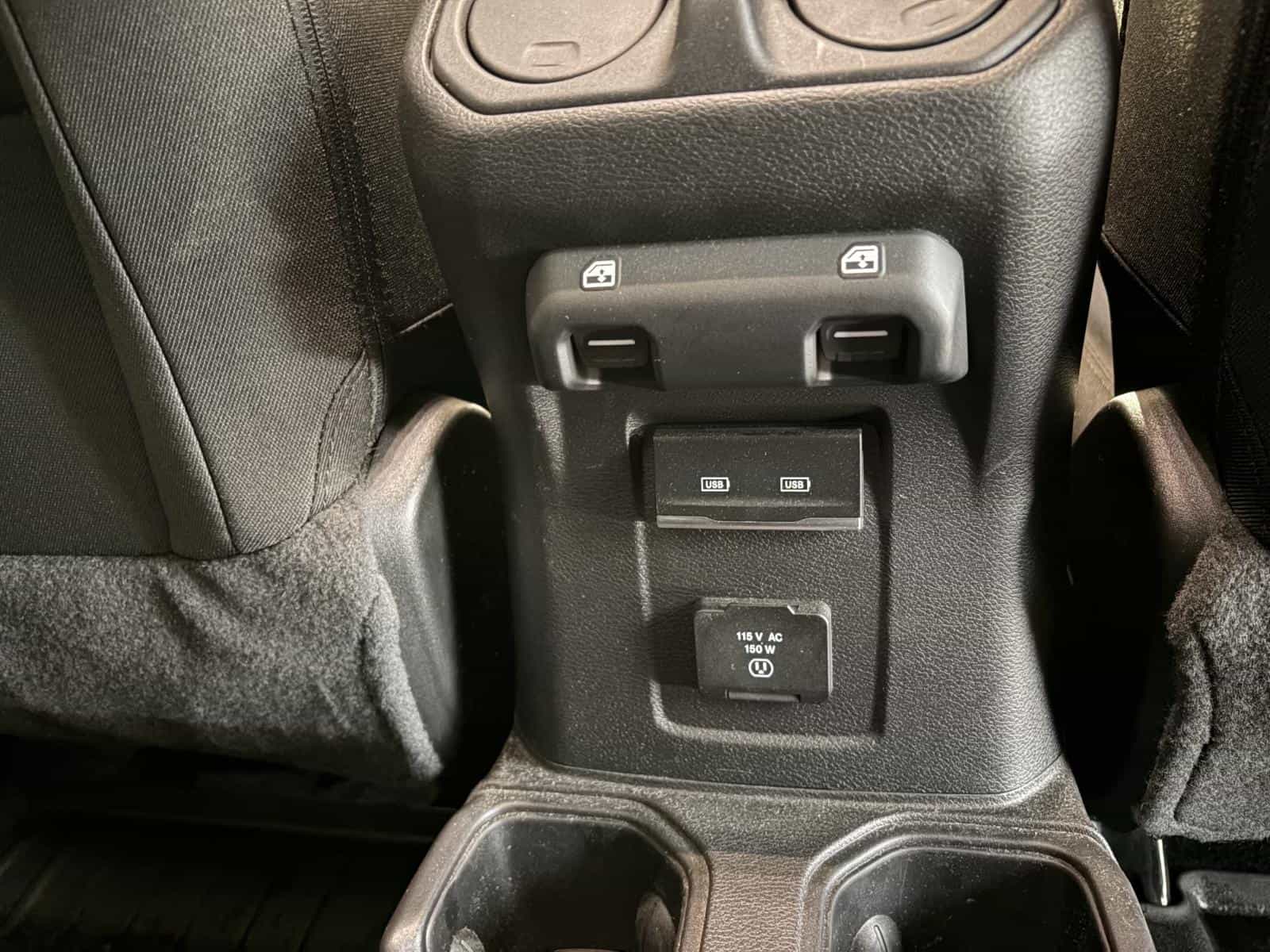 2021 Jeep Wrangler Unlimited Sahara - Image 11