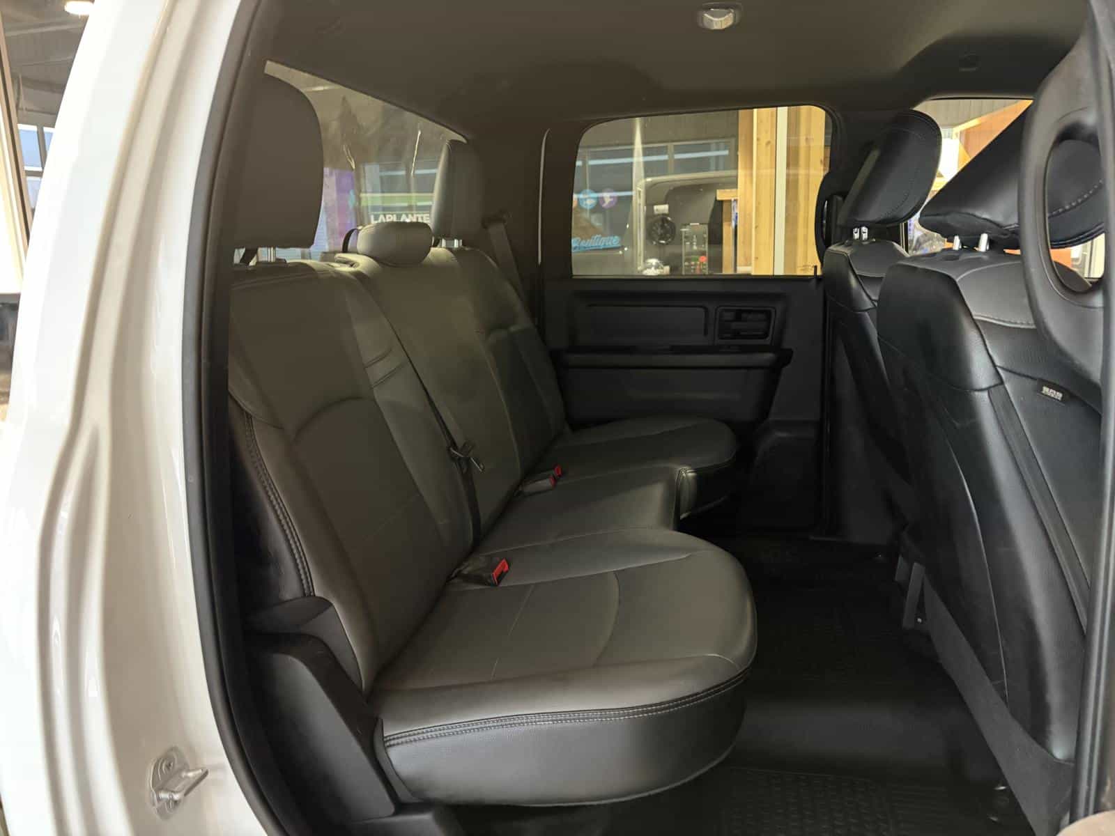 2023 RAM 2500 Tradesman Tradesman - Image 10