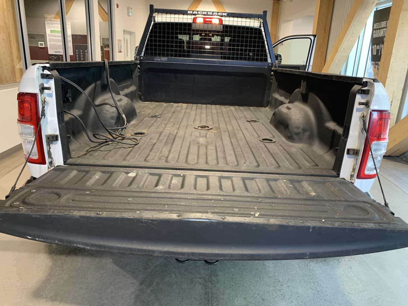 Image 12 RAM 3500 Tradesman 2019