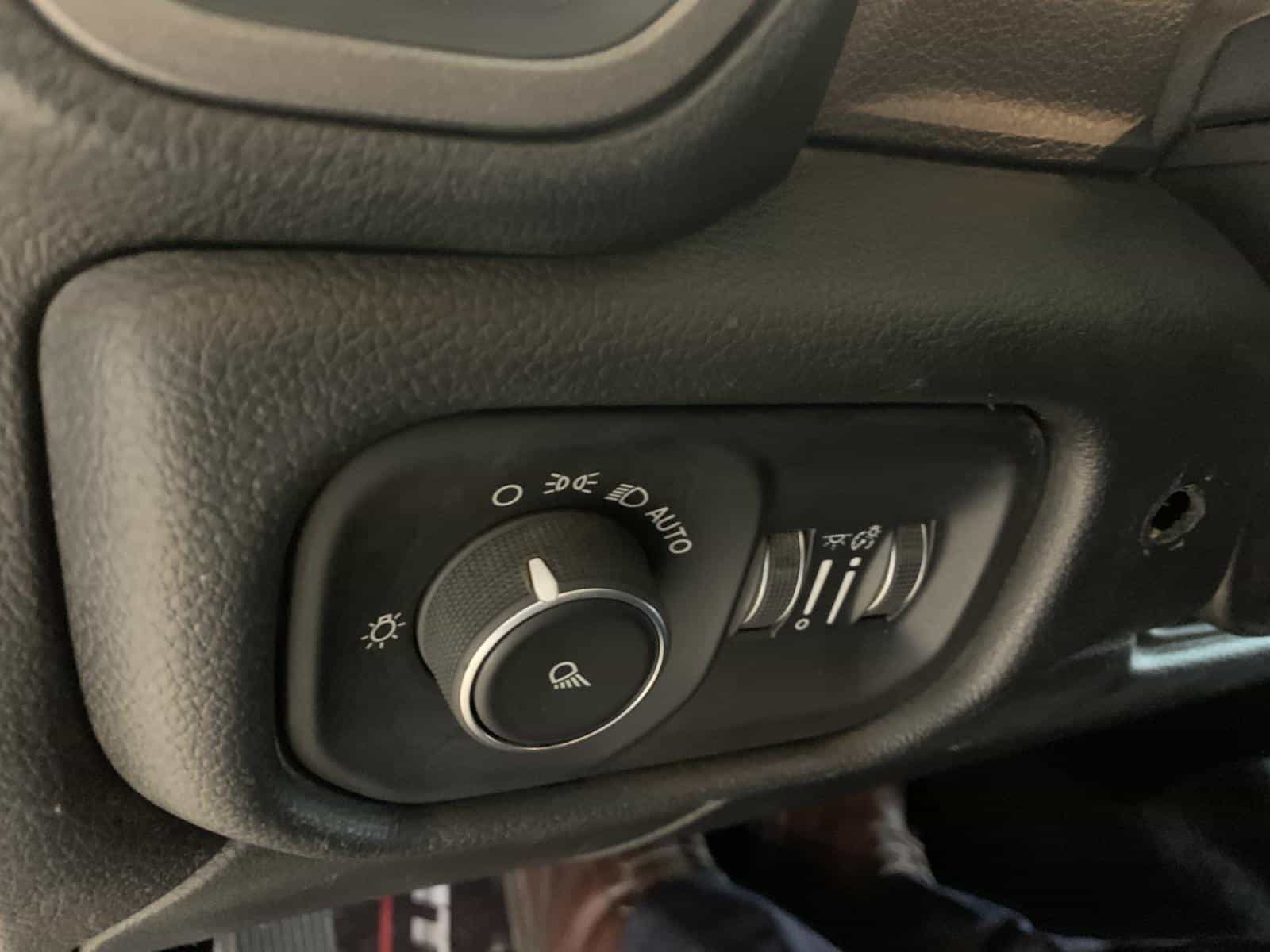 Image 22 RAM 3500 Tradesman 2019