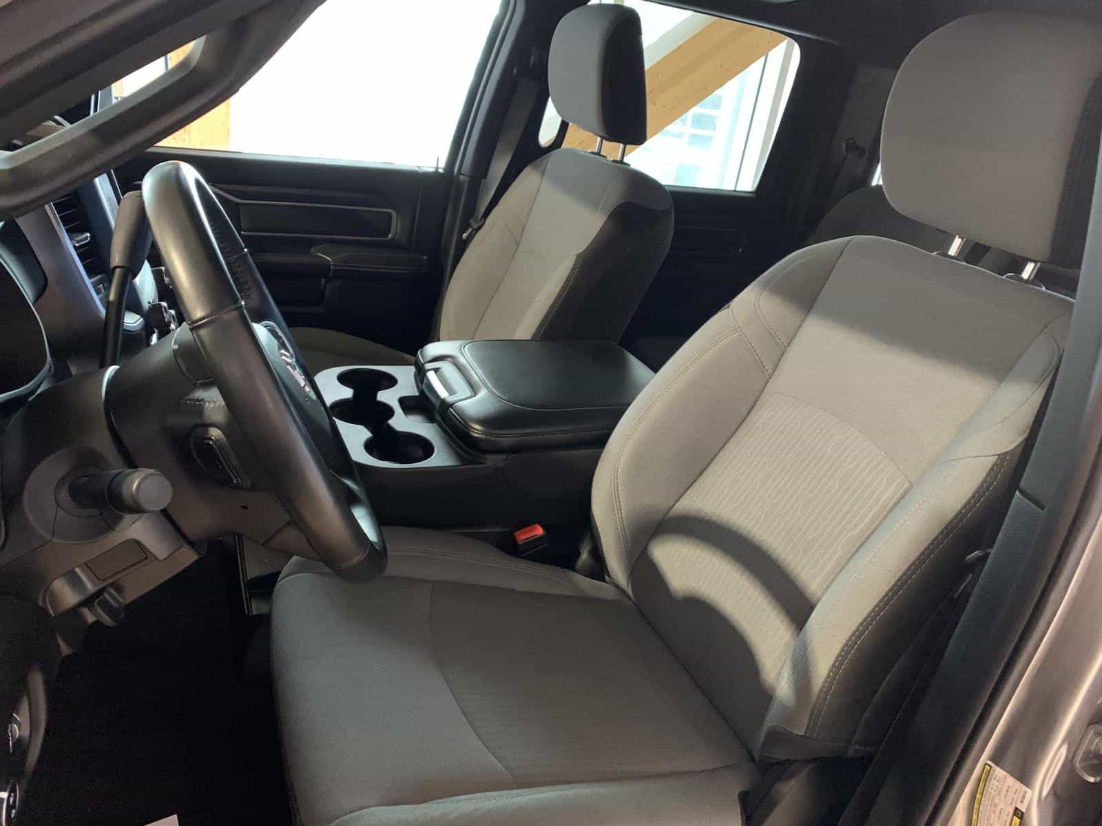 Image 13 RAM 3500 Big Horn 2024