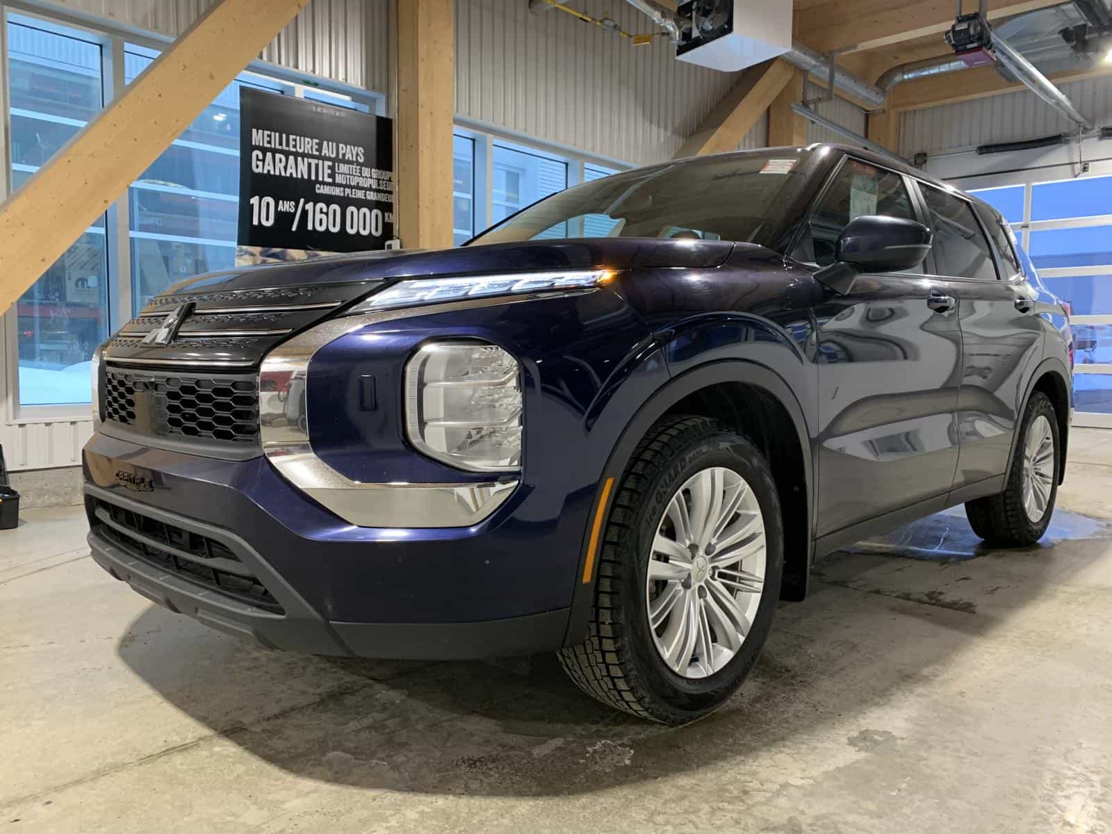 Image 2 Mitsubishi Outlander ES 2024