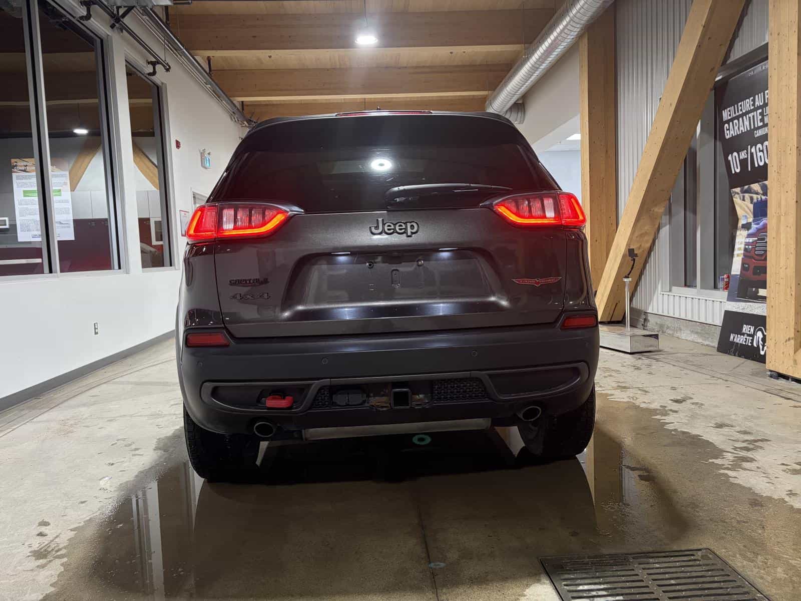 Image 4 Jeep Cherokee Trailhawk 2019