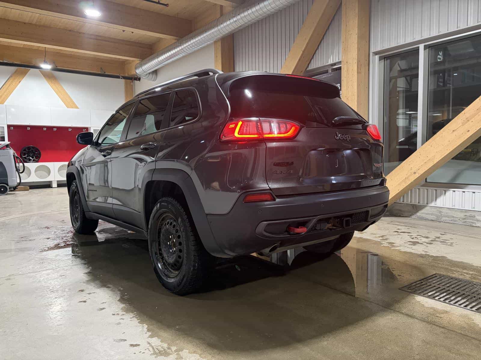 Image 3 Jeep Cherokee Trailhawk 2019