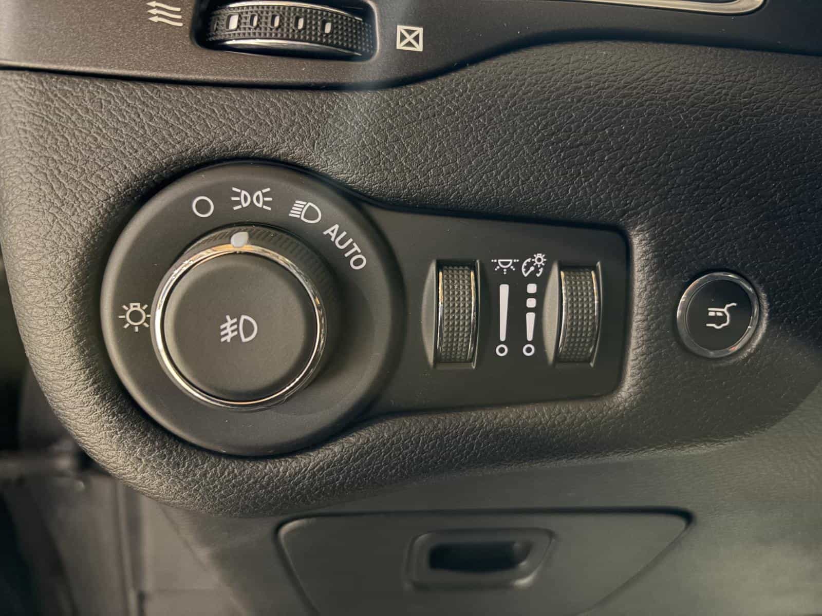 Image 14 Jeep Cherokee Trailhawk 2019