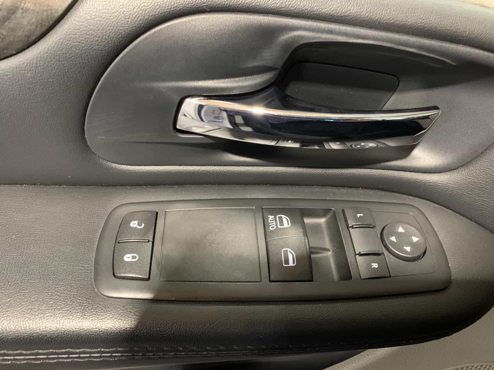 Image 20 Dodge Grand Caravan Canada Value Package 2016