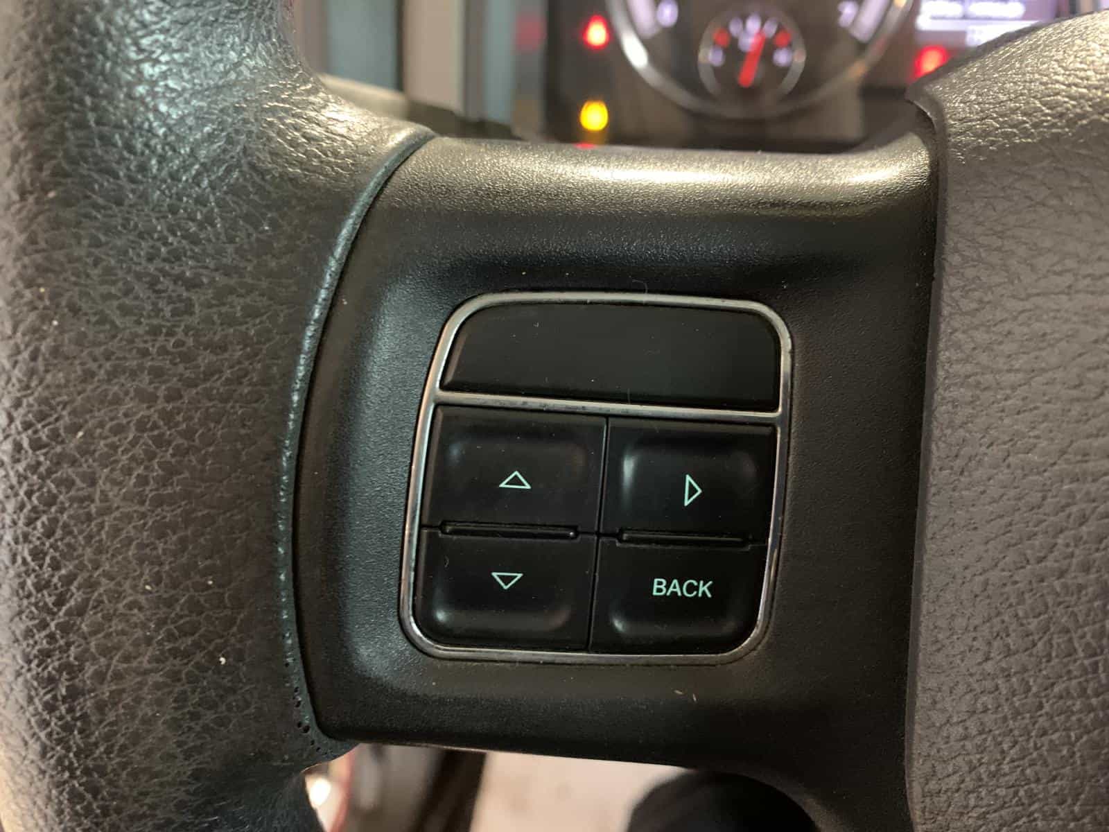 Image 20 RAM 1500 ST 2012