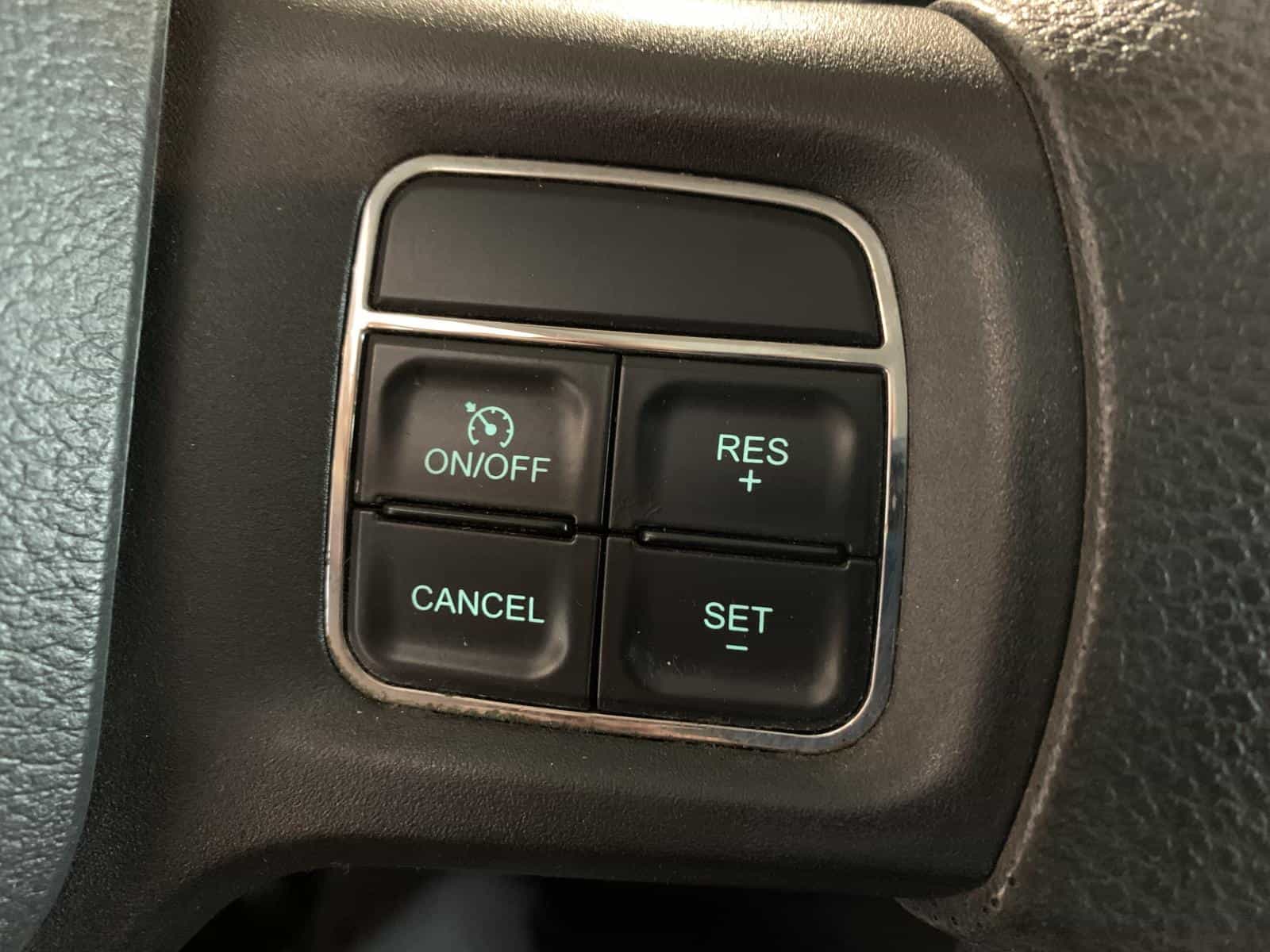 Image 19 RAM 1500 ST 2012