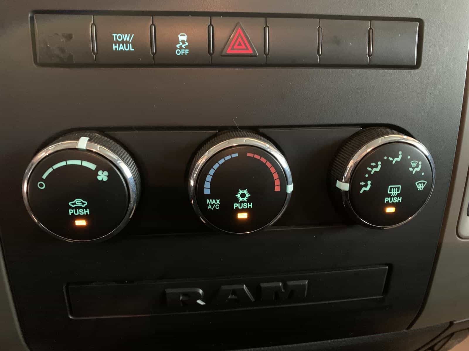 Image 17 RAM 1500 ST 2012