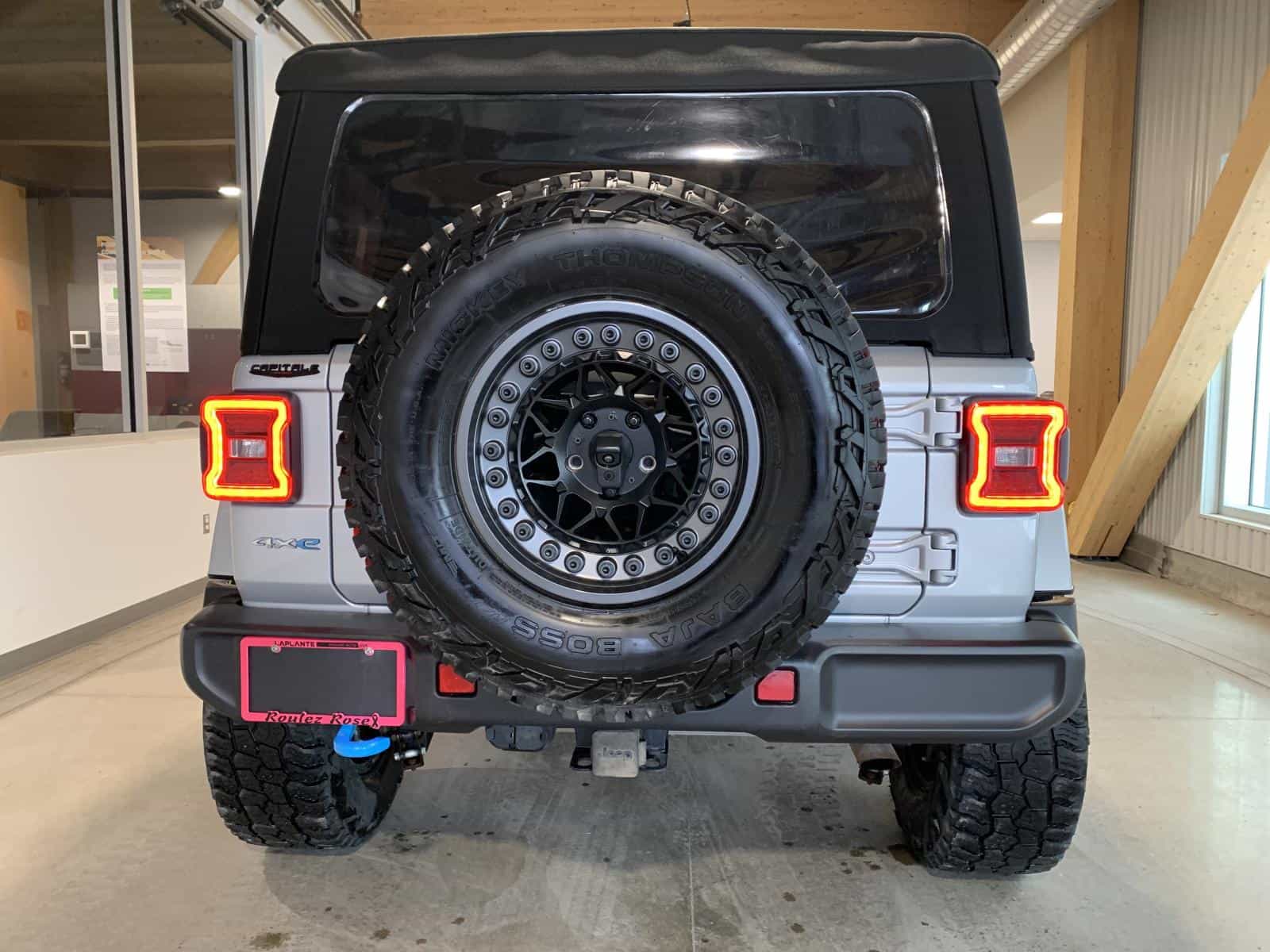 Image 4 Jeep Wrangler Sahara 4XE 2024