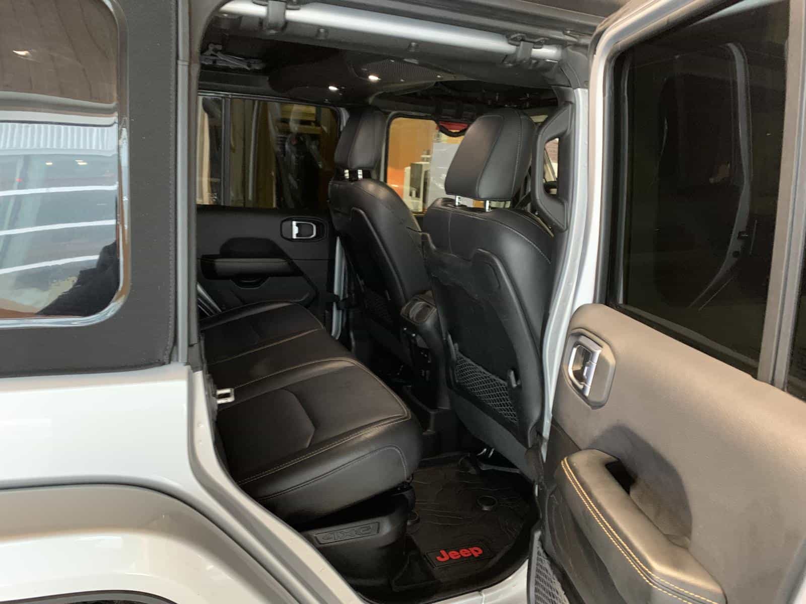 Image 12 Jeep Wrangler Sahara 4XE 2024