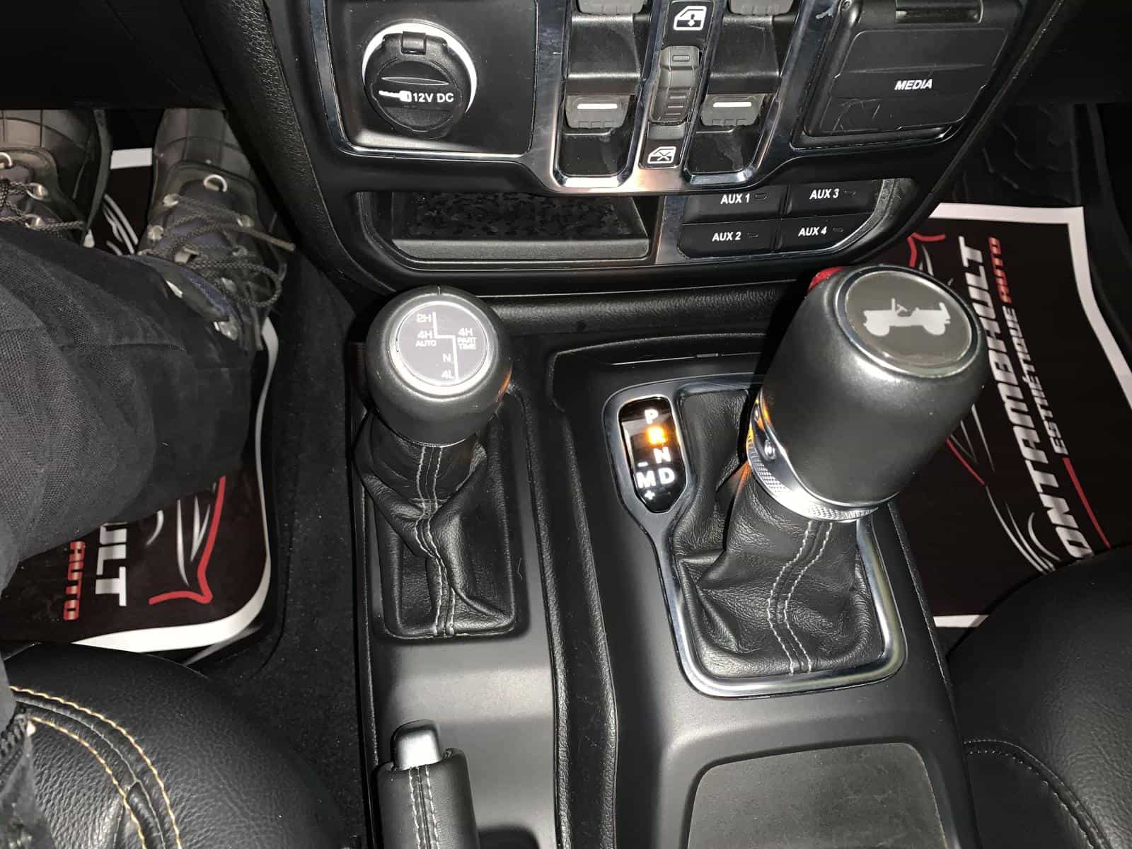 Image 21 Jeep Wrangler Sahara 4XE 2024