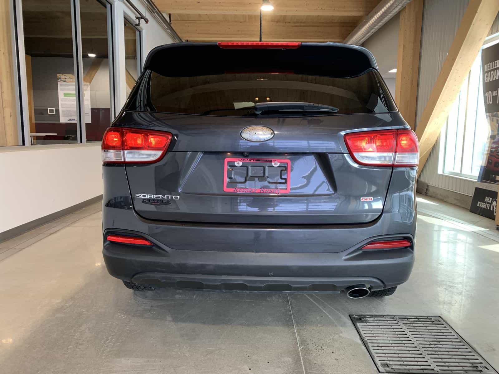 Image 4 Kia Sorento LX 2018