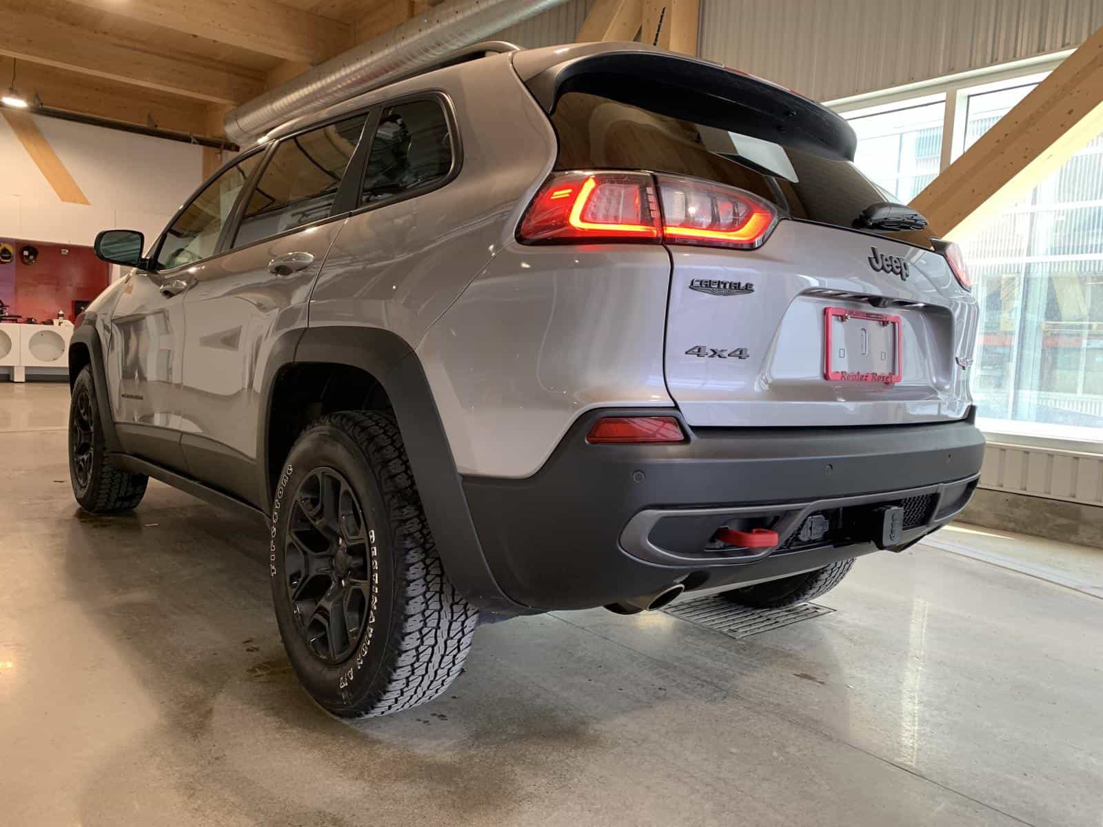 Image 4 Jeep Cherokee Trailhawk Elite 2020